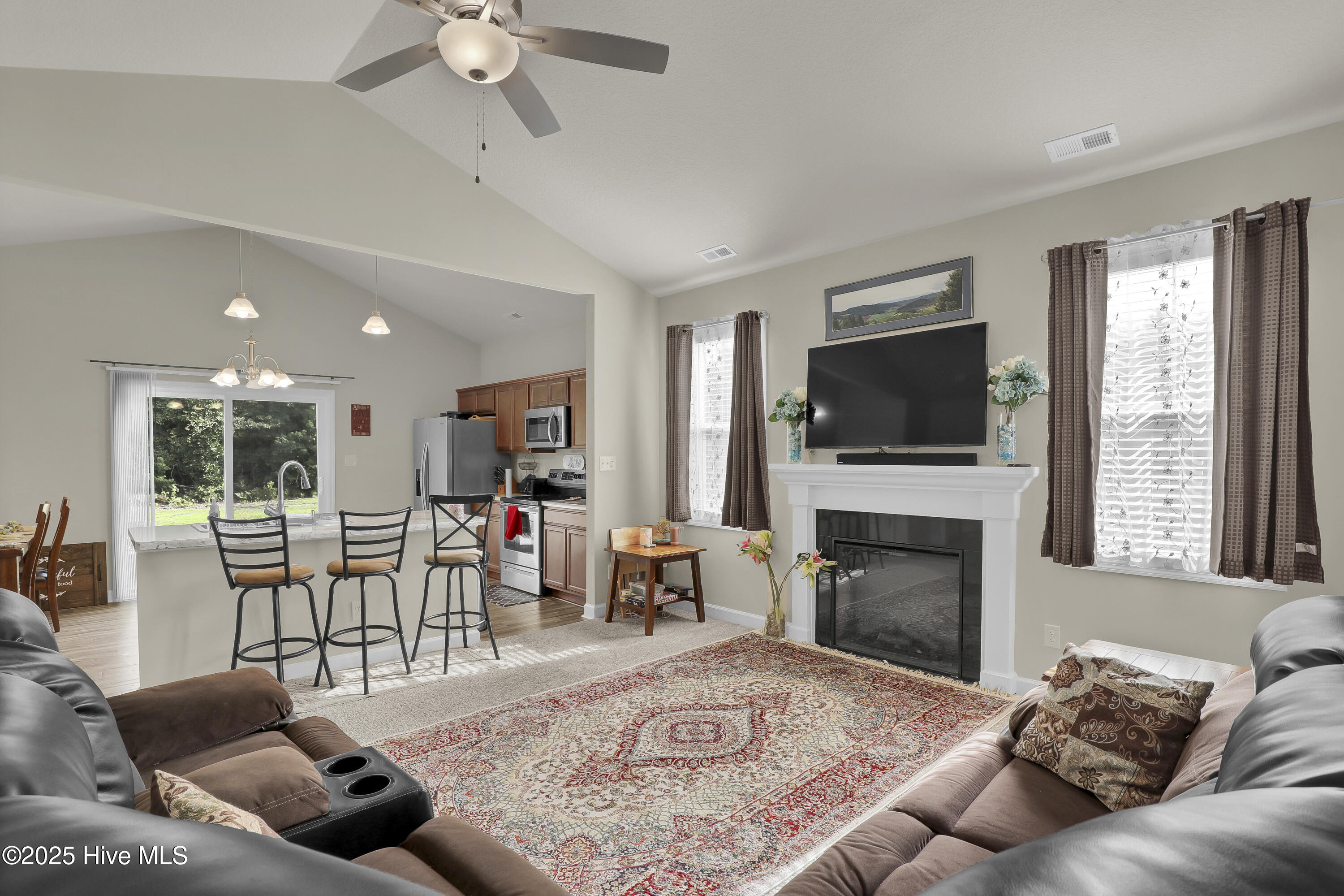 422 Old Stage Road Property Photo 12