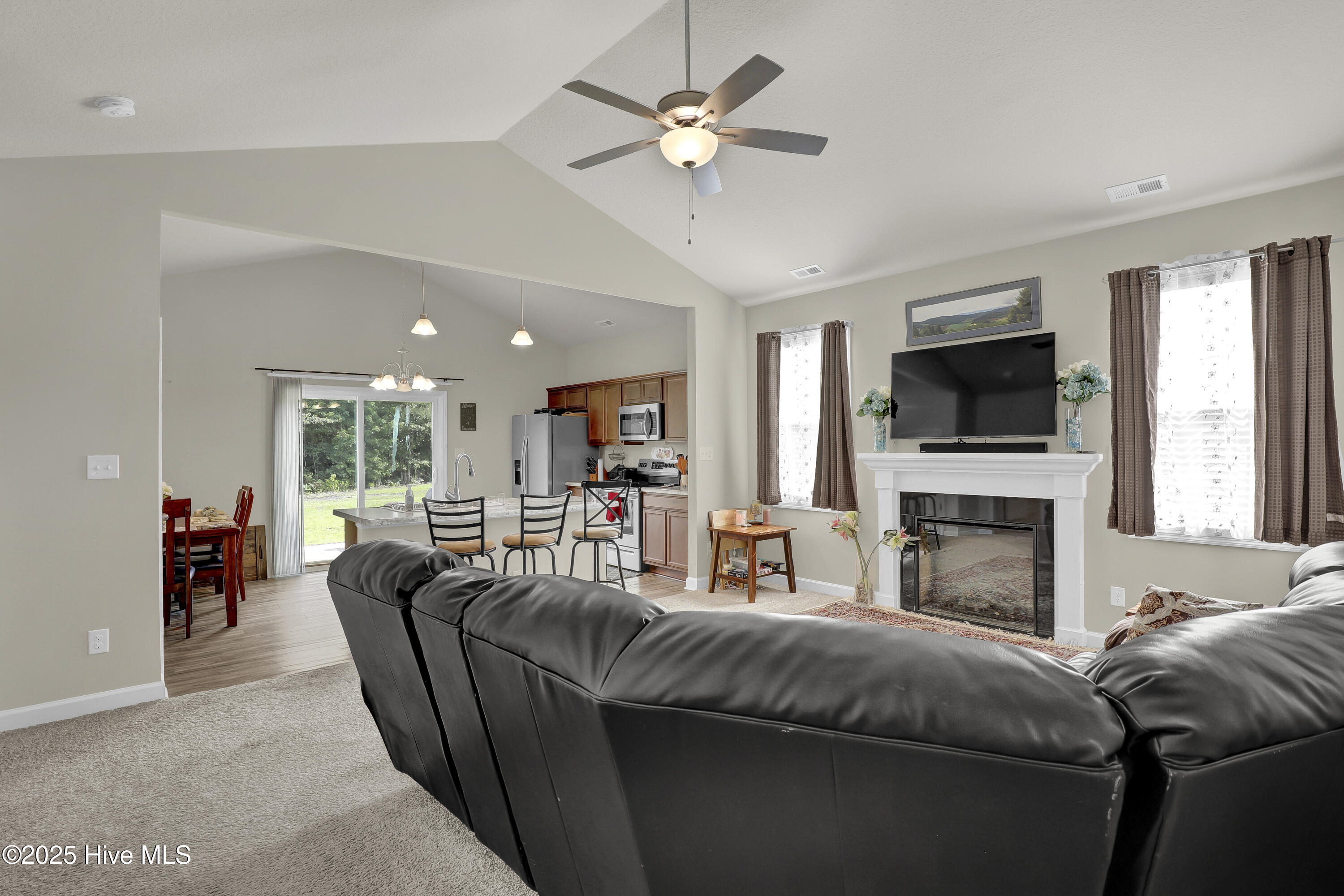 422 Old Stage Road Property Photo 13