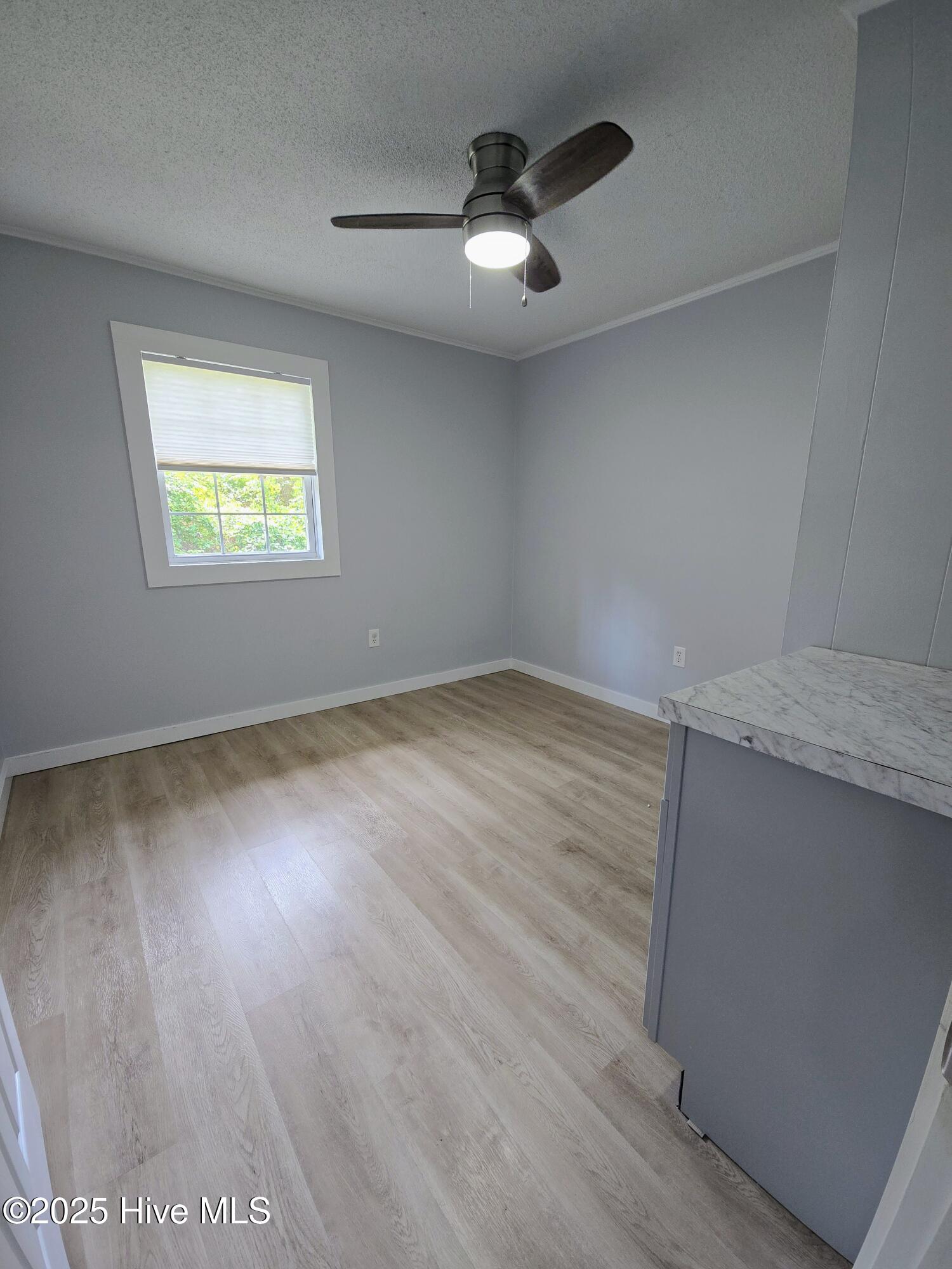 1330 N Howe Street 4 Property Photo 7