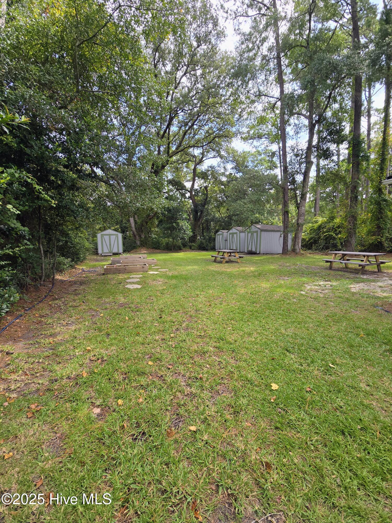 1330 N Howe Street 4 Property Photo 12