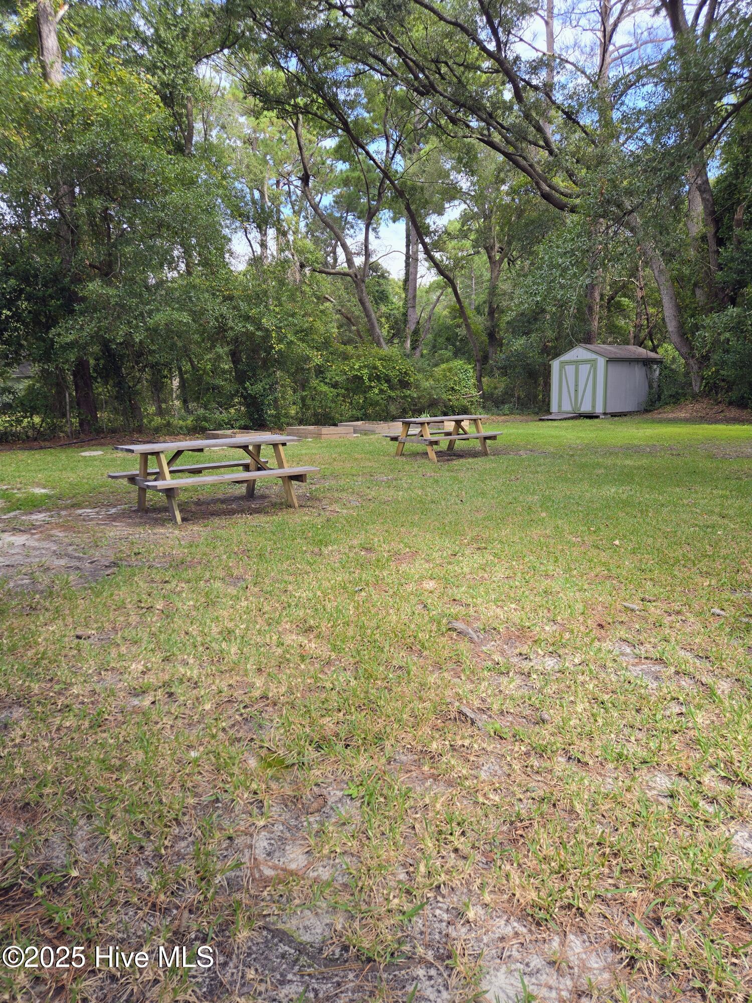 1330 N Howe Street 4 Property Photo 13