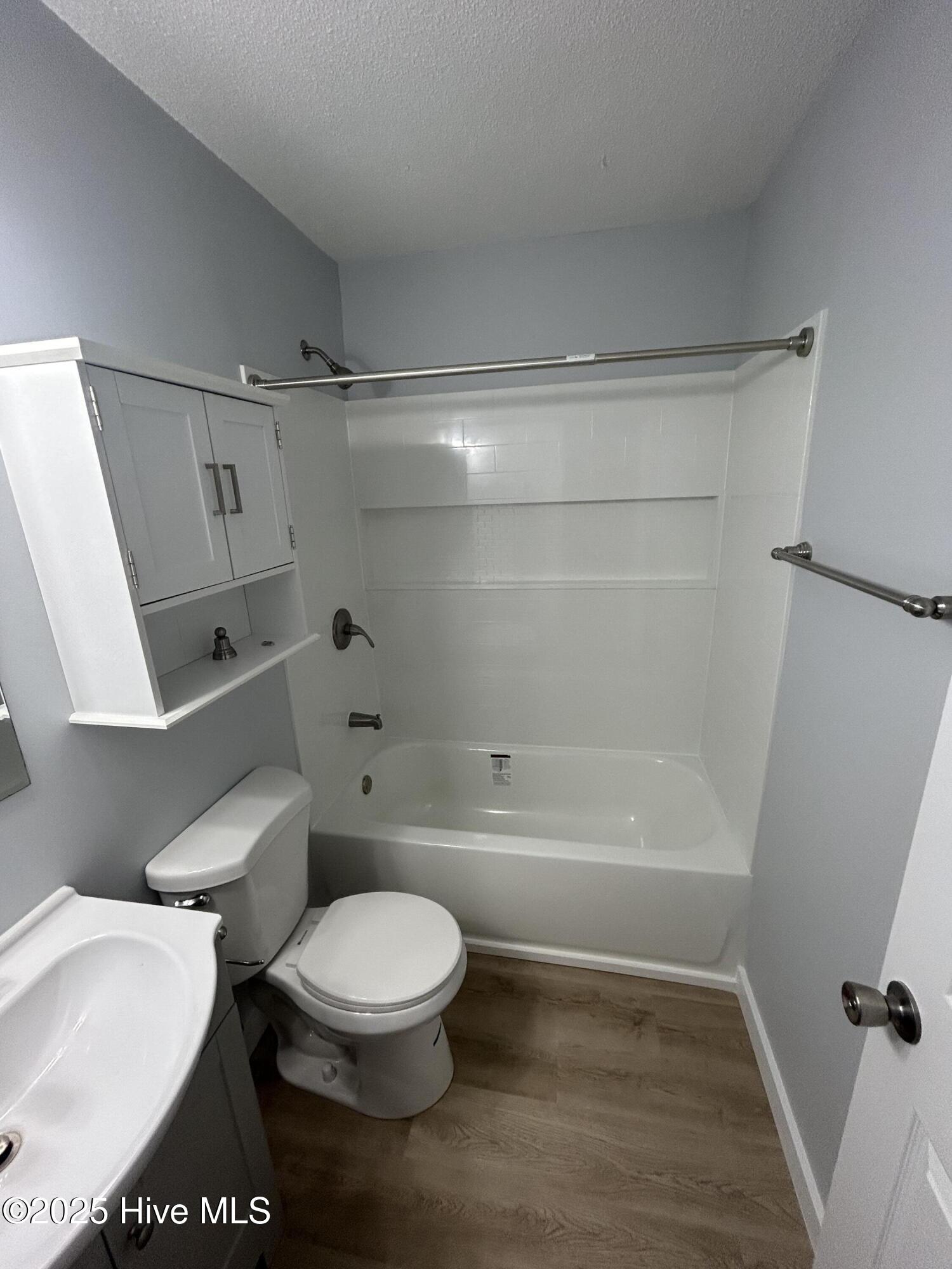 1330 N Howe Street 4 Property Photo 19