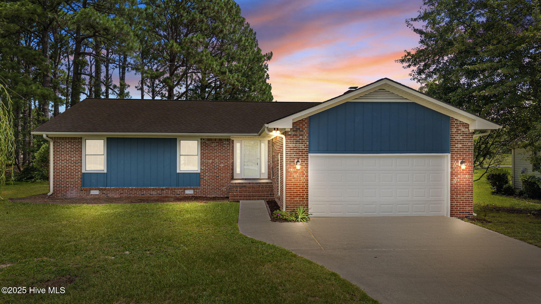 6107 Pelican Drive Property Photo 1