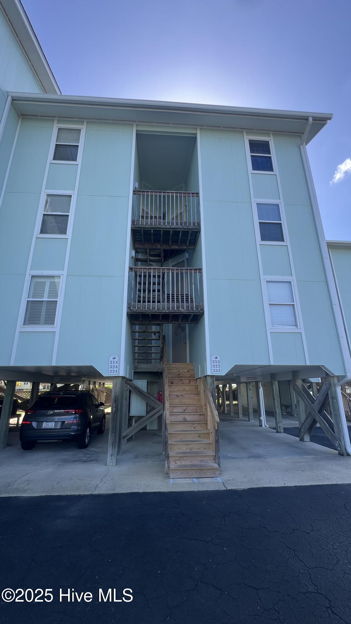 918 N New River Drive 333