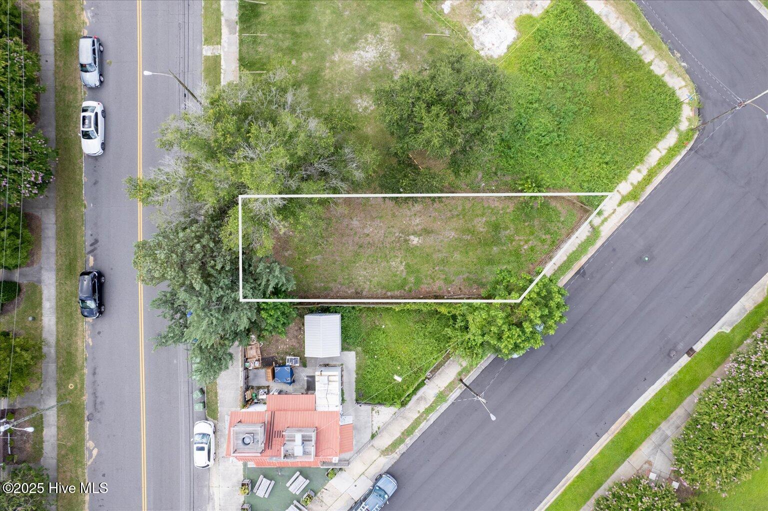 1211 N 4th Street Property Photo 1