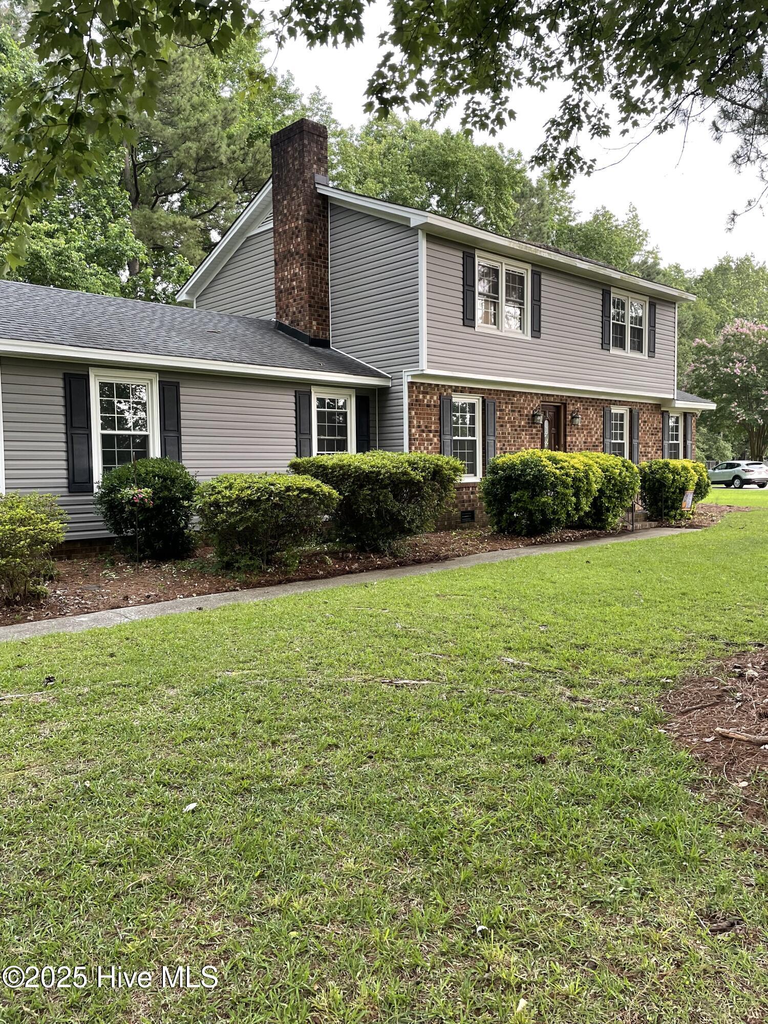 104 Evanswood Drive Property Photo 1