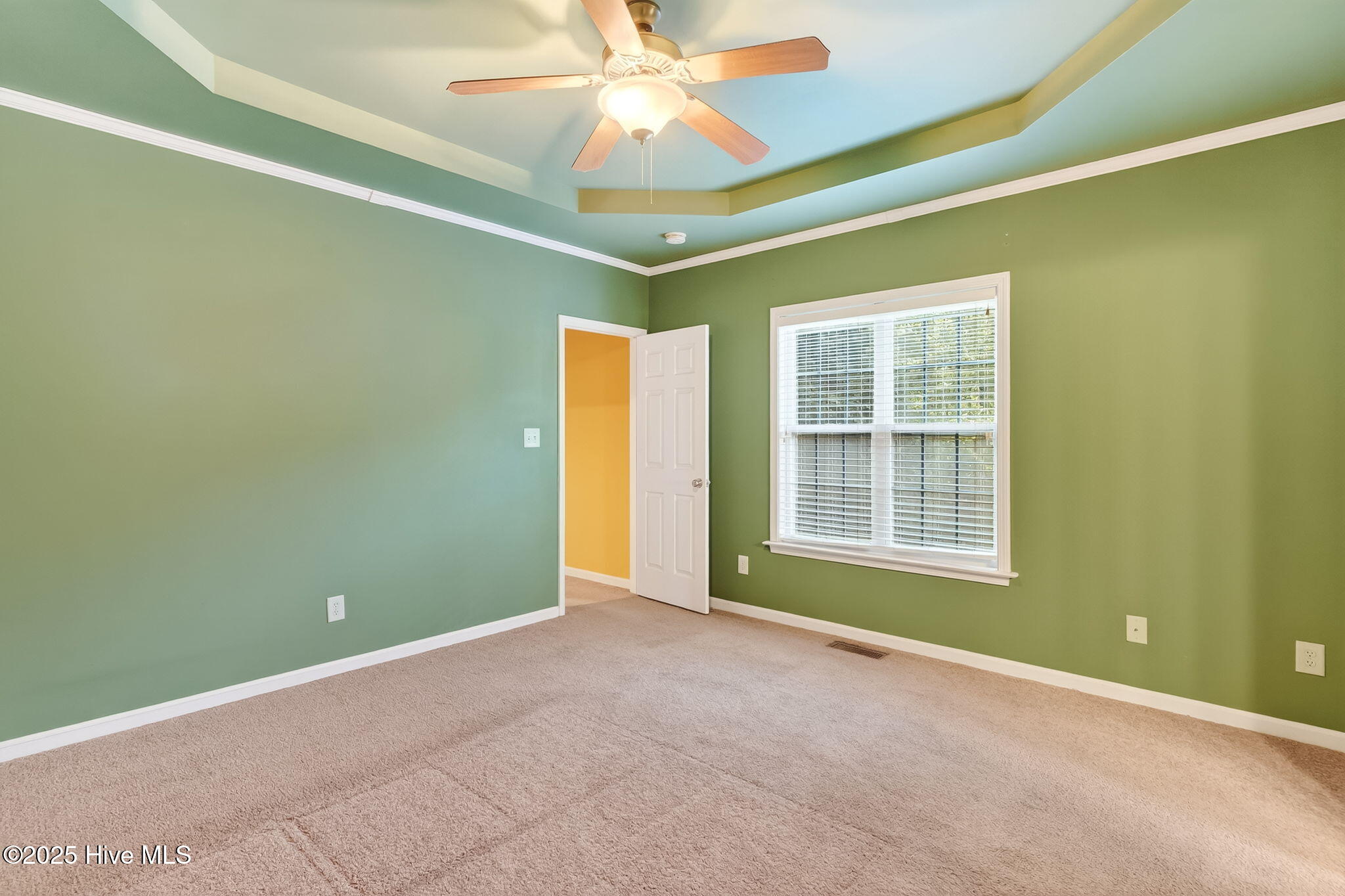 334 Victor Court Property Photo 23