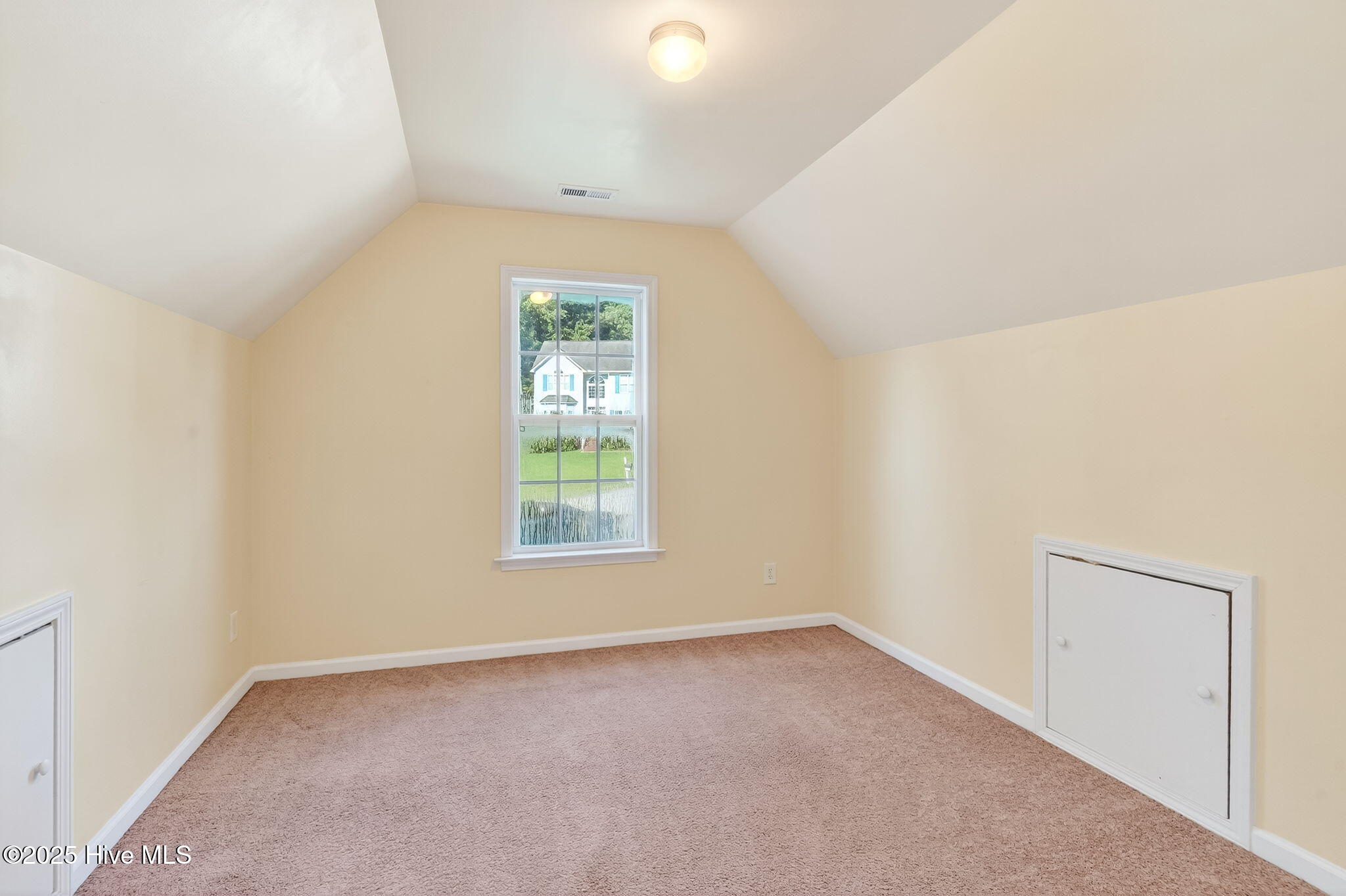 334 Victor Court Property Photo 28