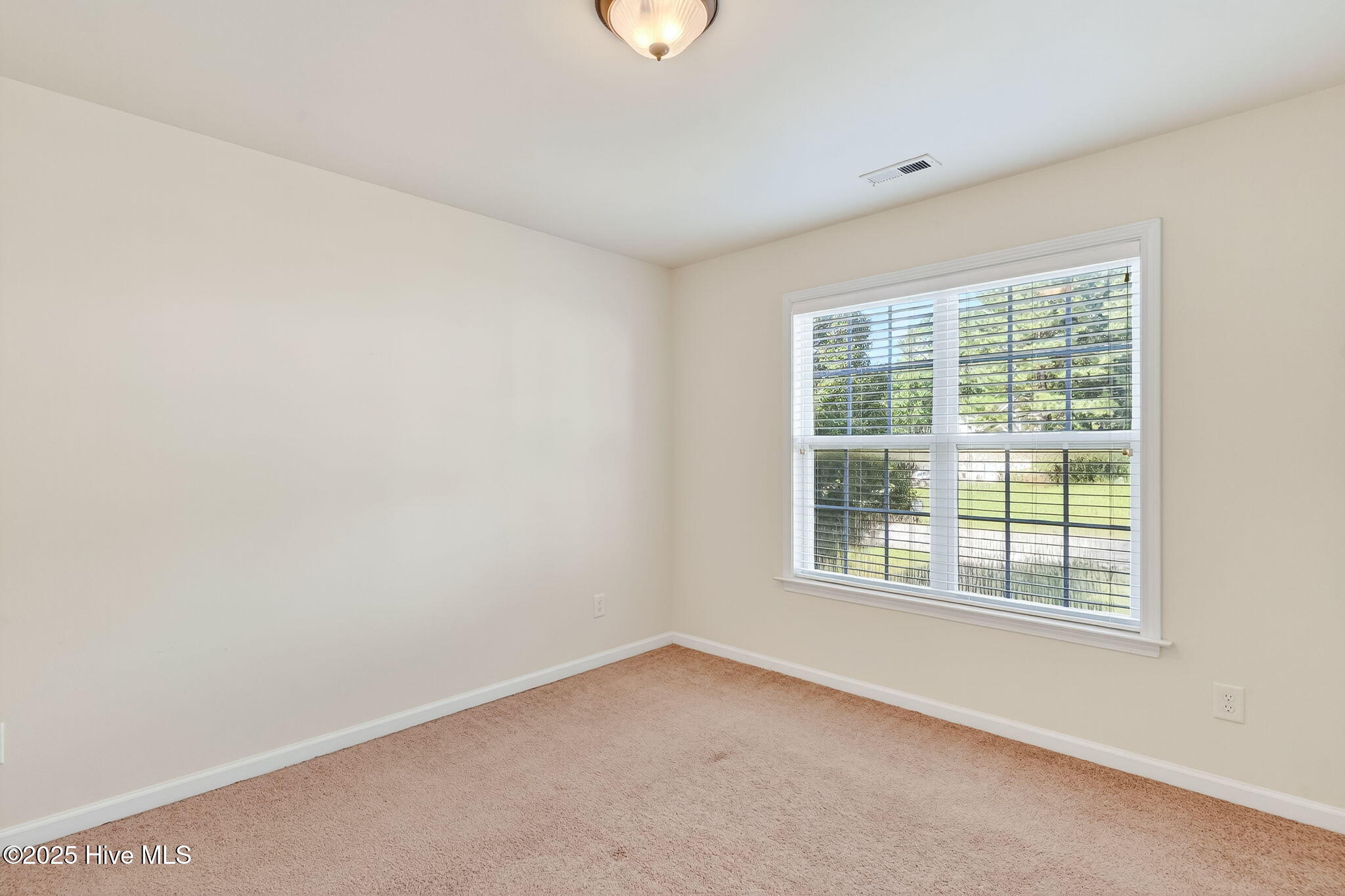 334 Victor Court Property Photo 33