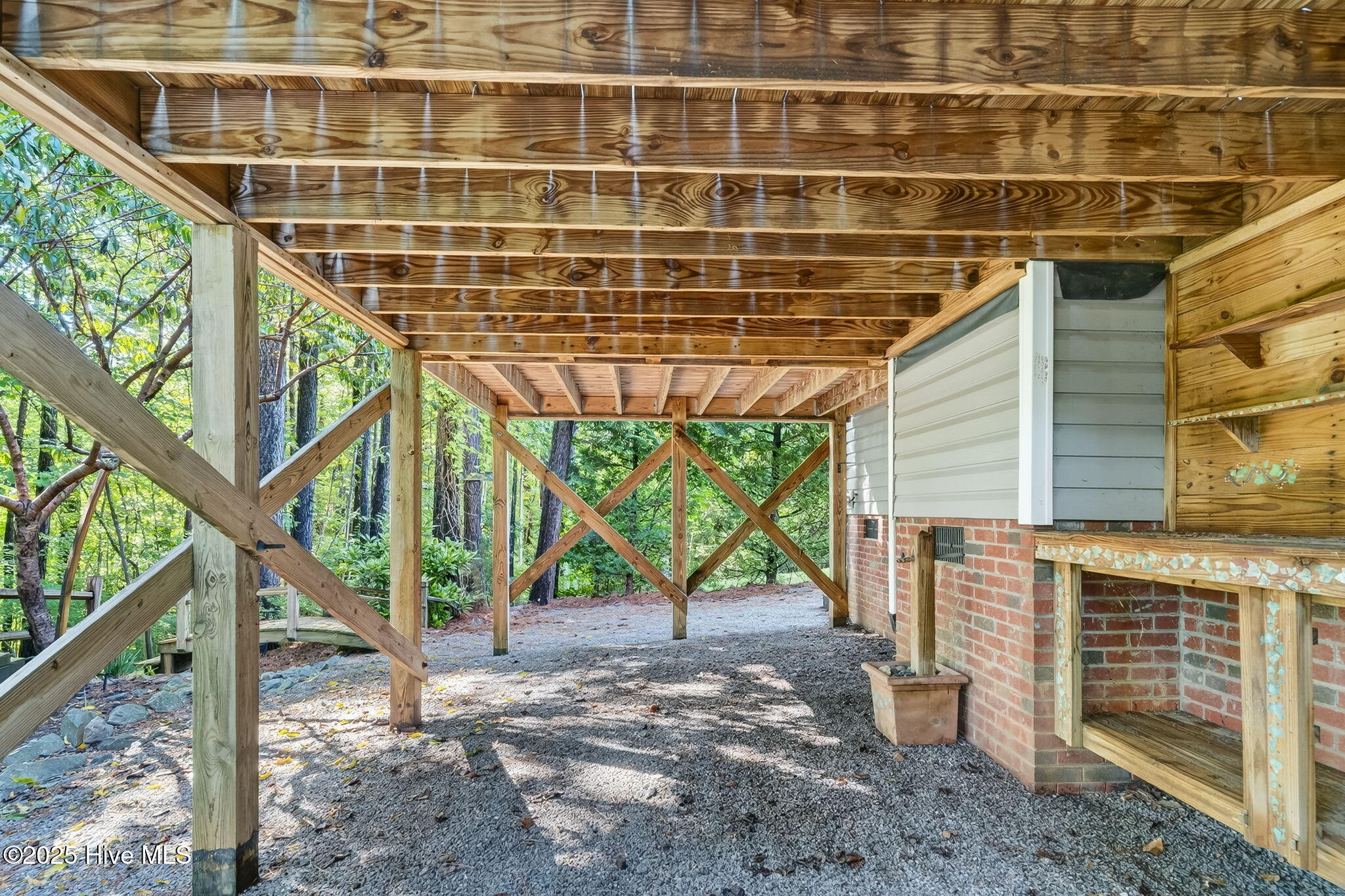 334 Victor Court Property Photo 40