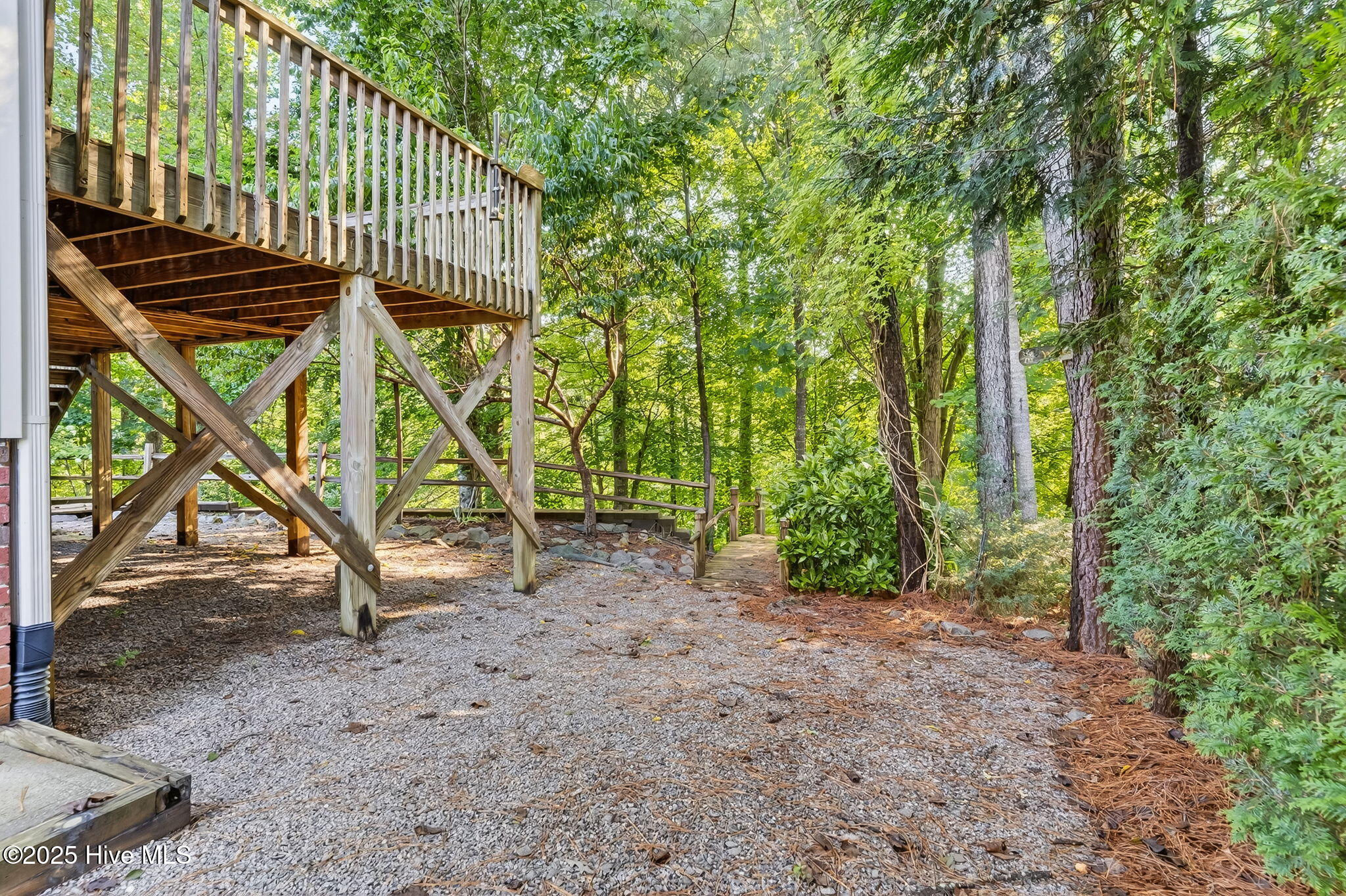 334 Victor Court Property Photo 41