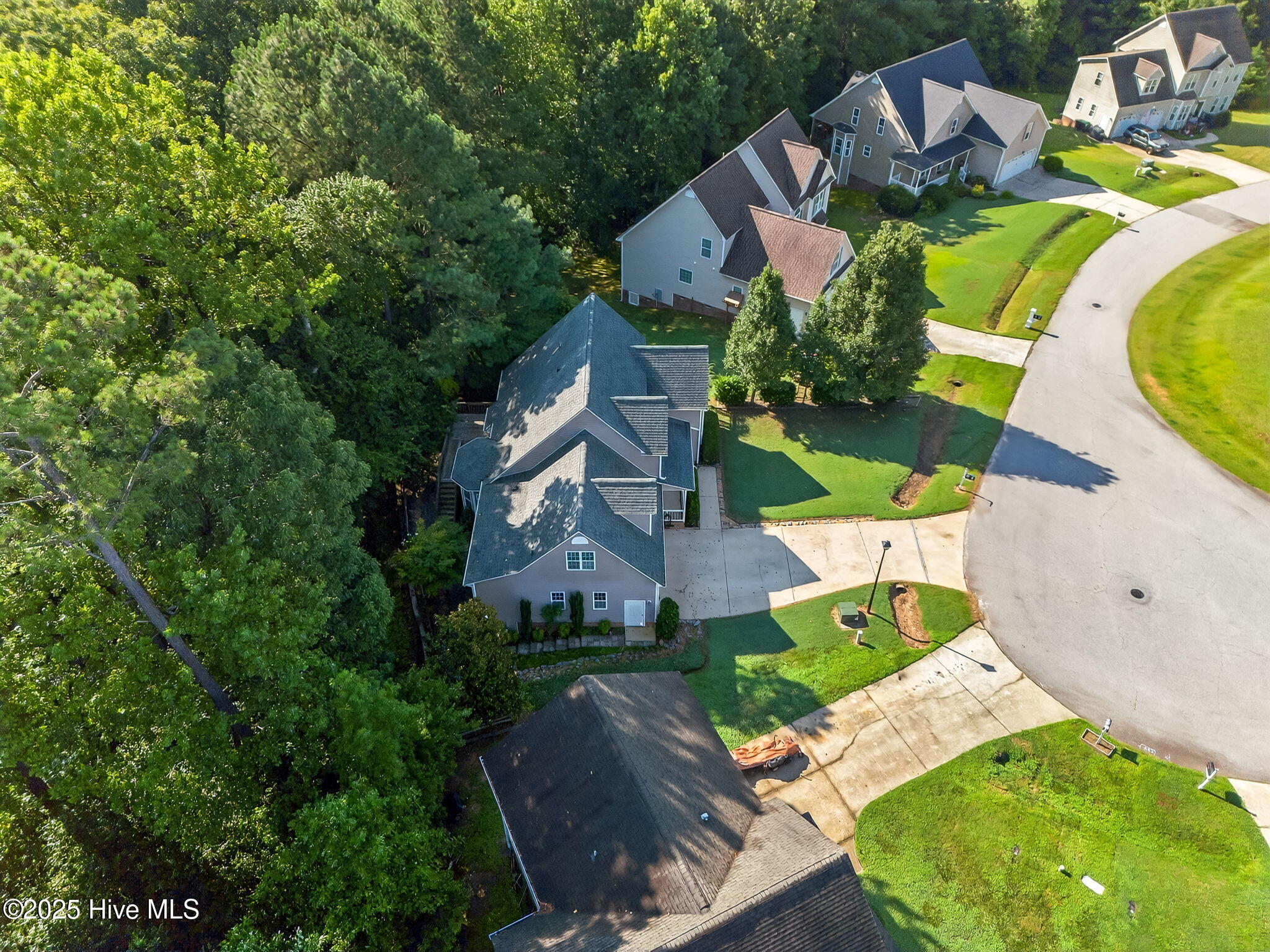 334 Victor Court Property Photo 49