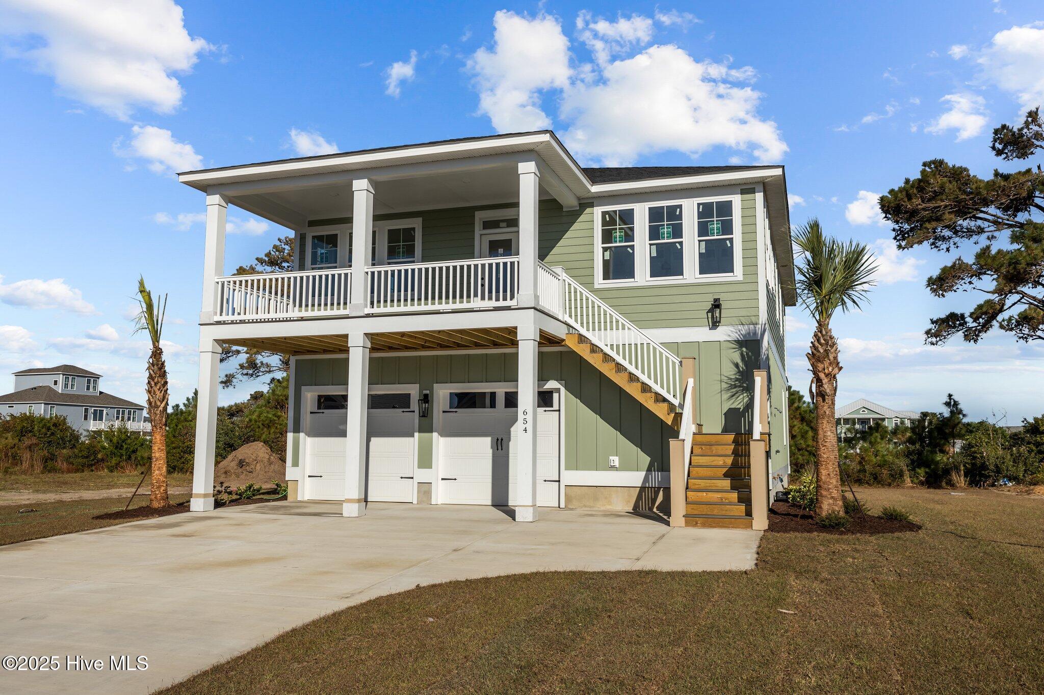100 Wave Court Property Photo 1