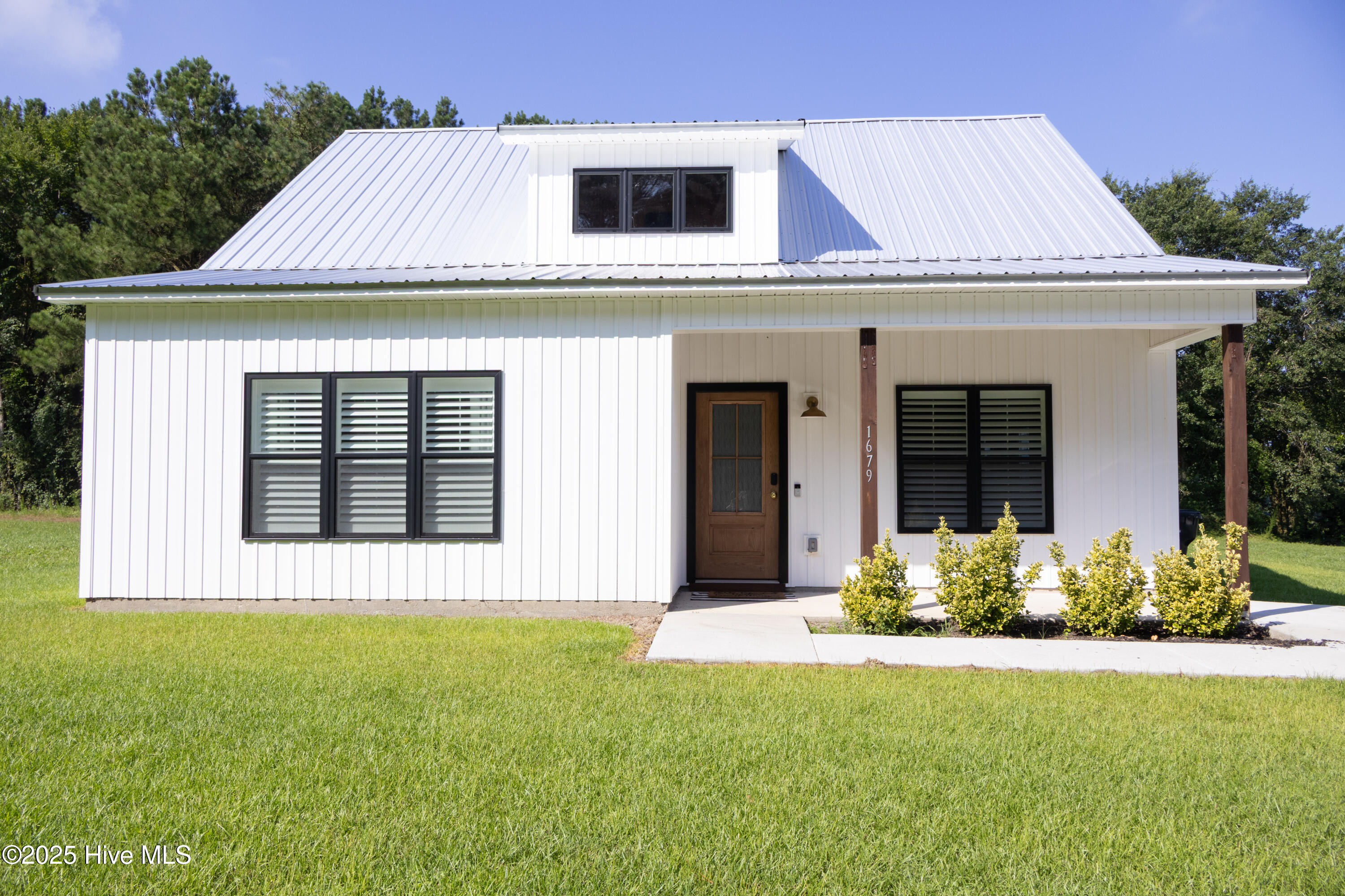 1679 Nc 111 Property Photo 1