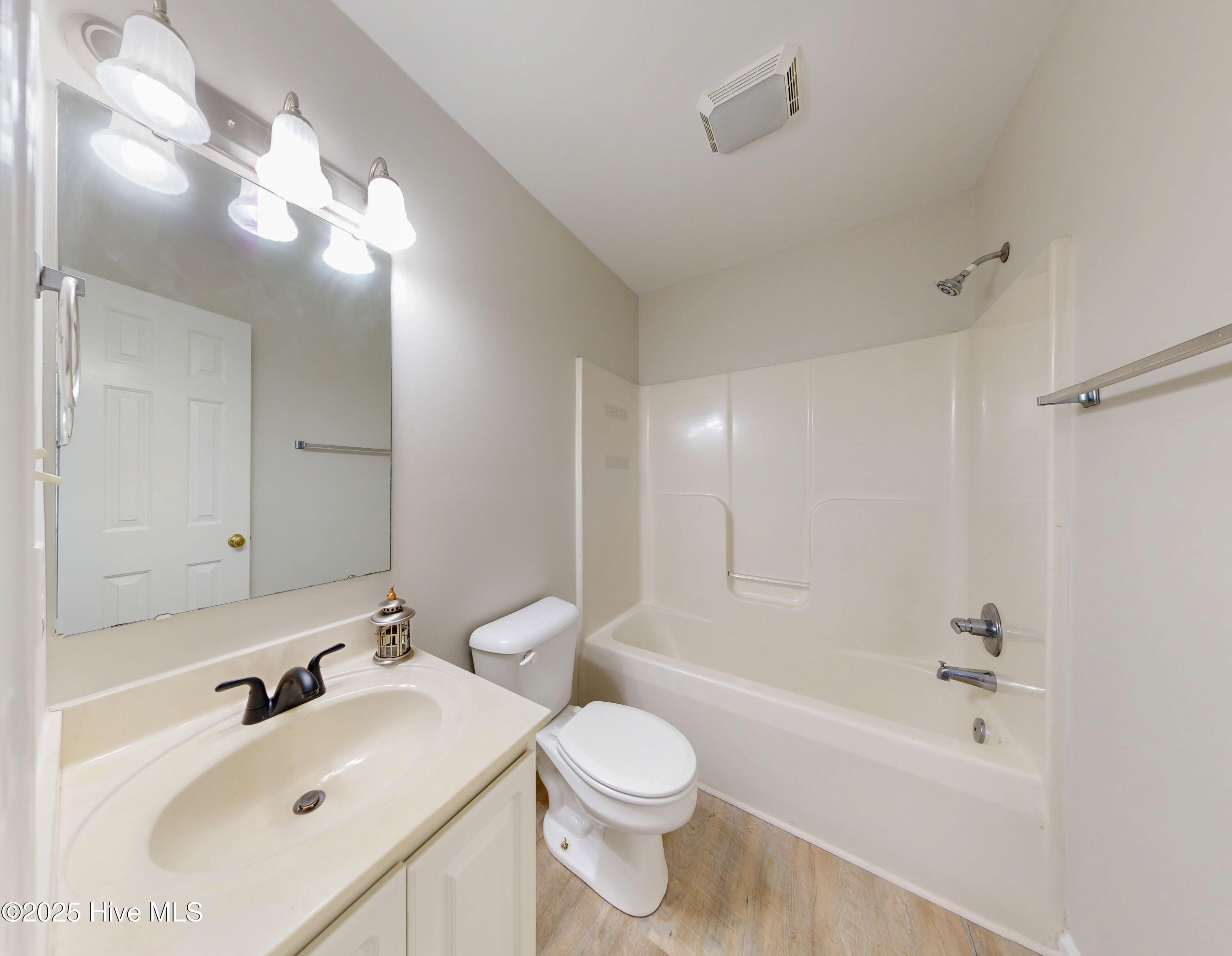 2501 Bluff View Court A Property Photo 37