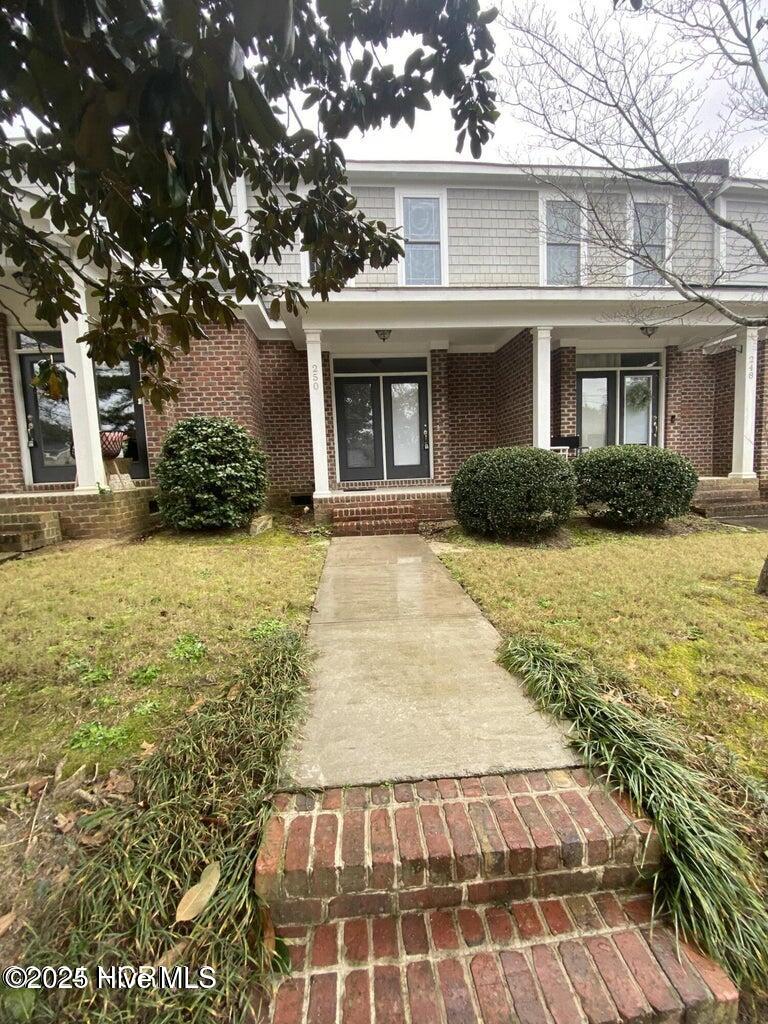 250 E Delaware Avenue Property Photo 1