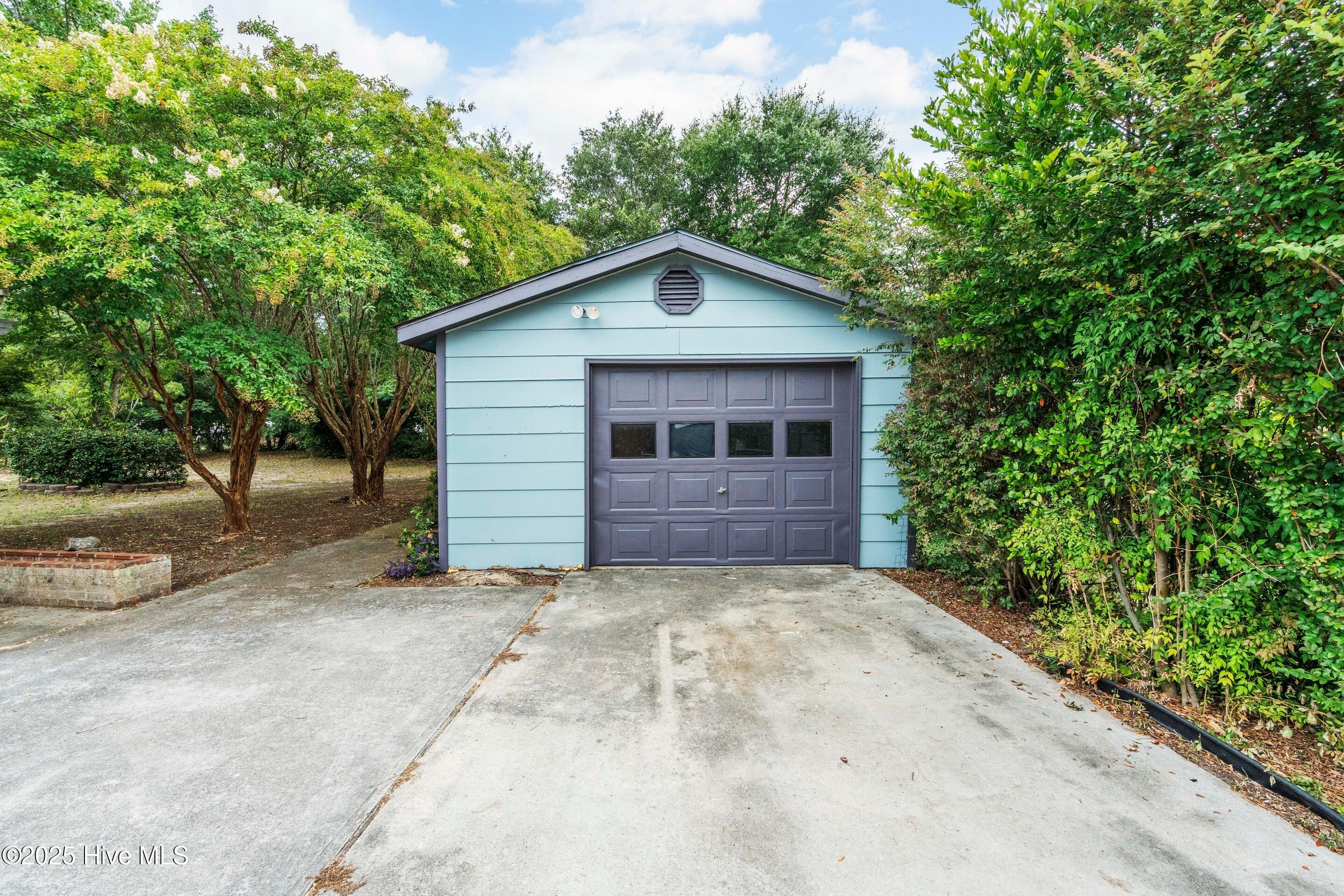 829 Arnold Road Property Photo 43