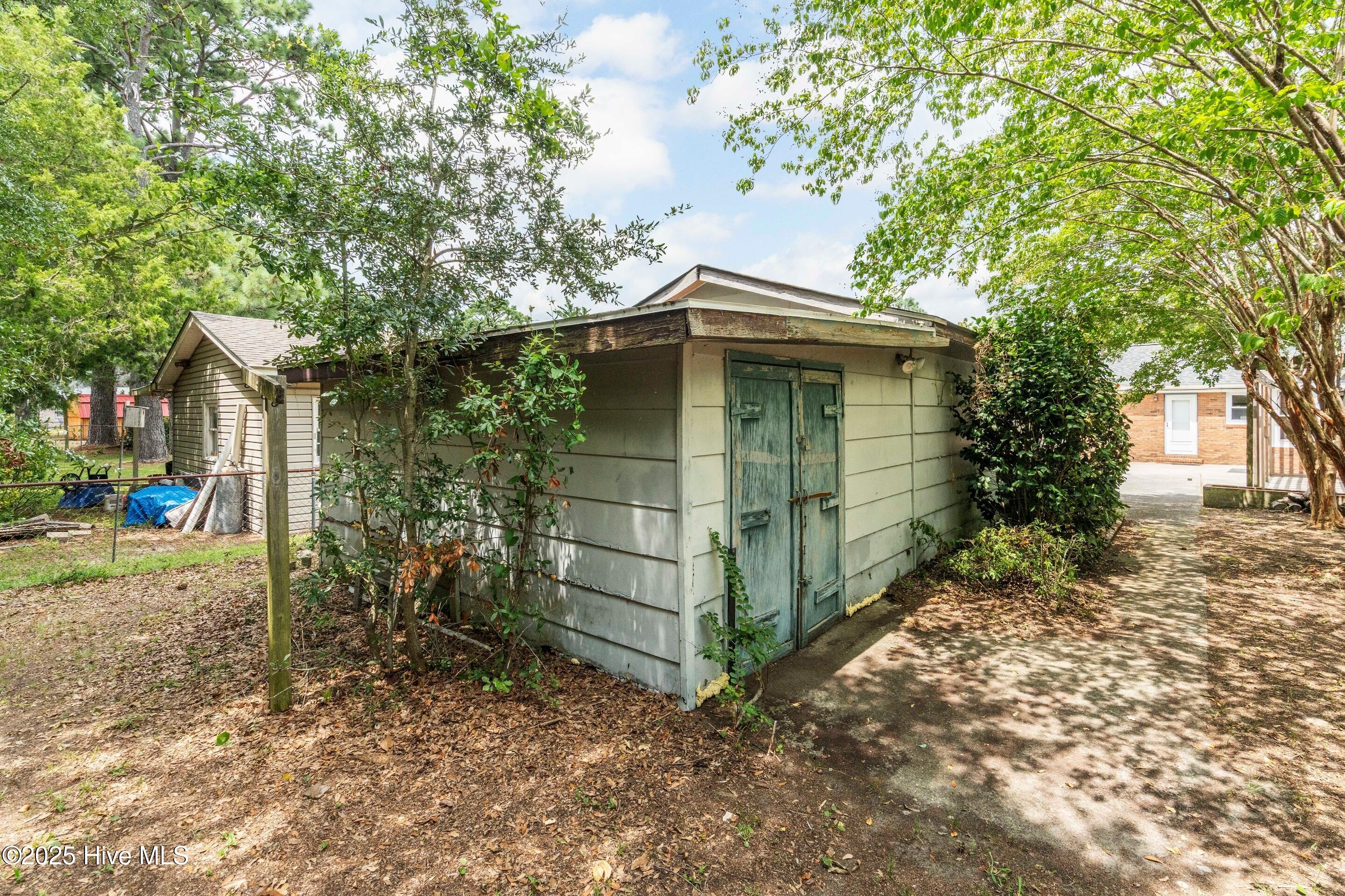 829 Arnold Road Property Photo 44