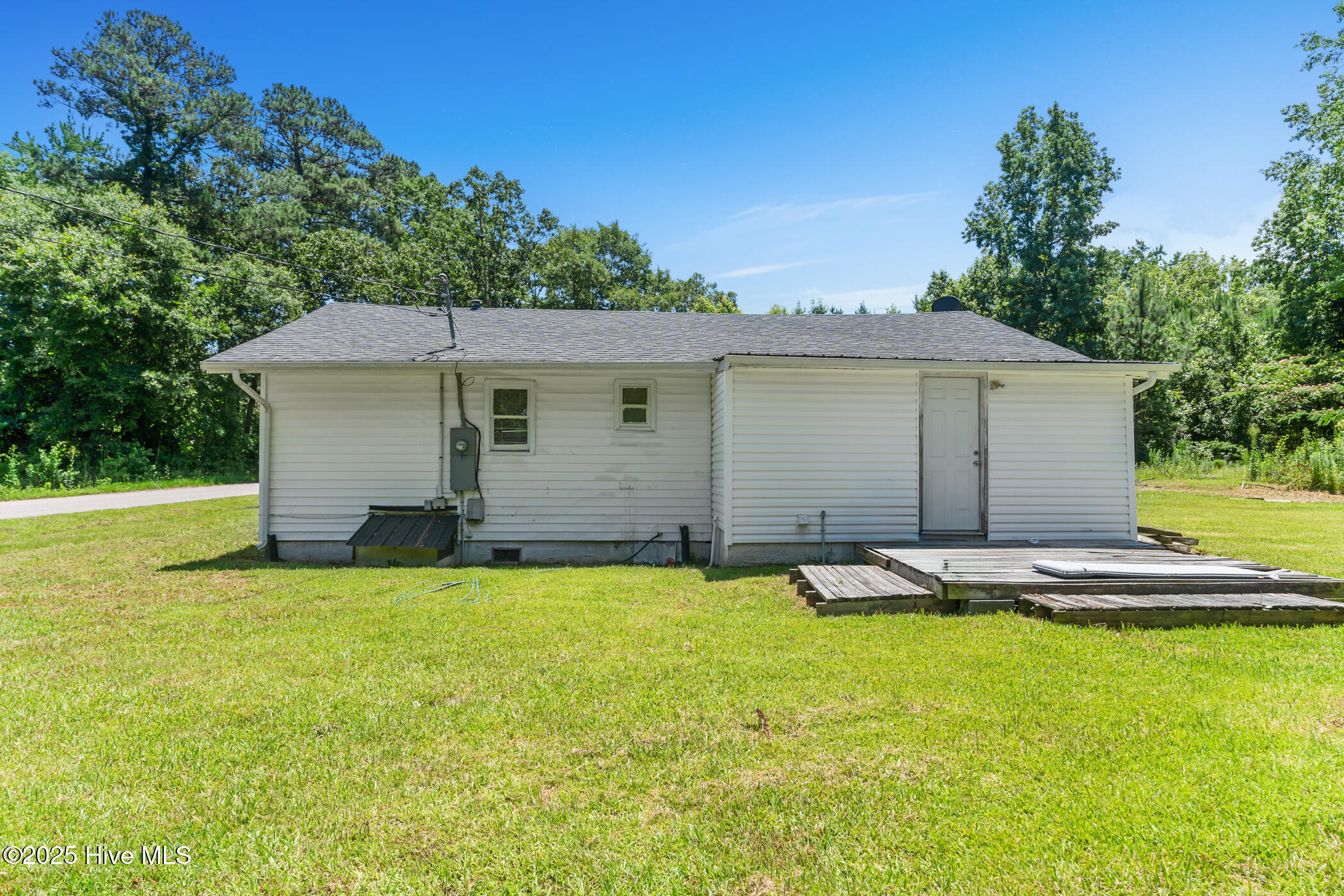 168 Morrow Street Property Photo 6