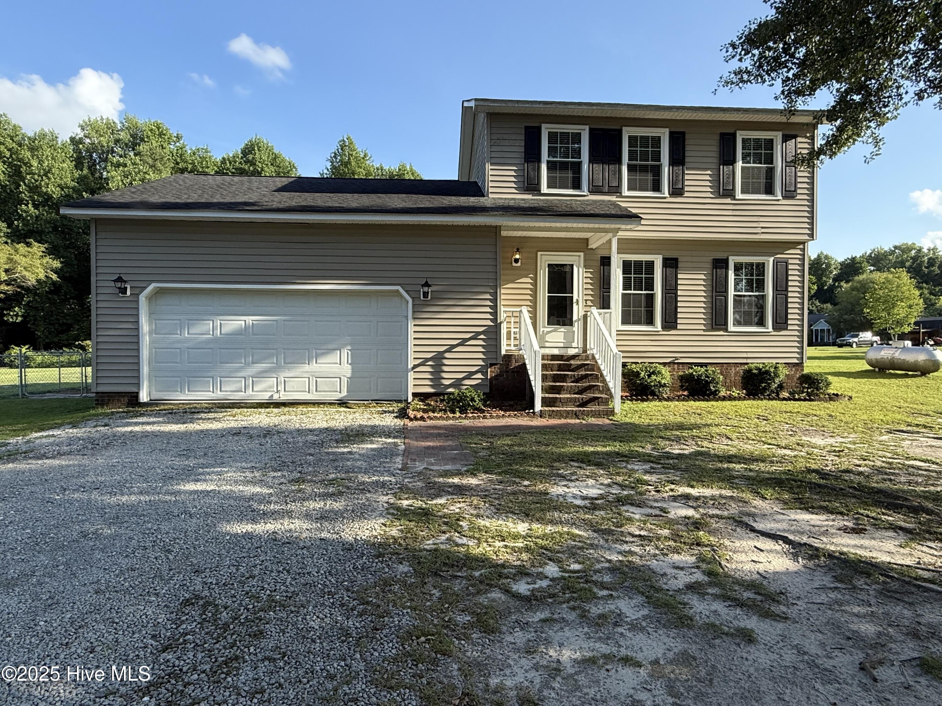 152 Christopher Avenue Property Photo 1