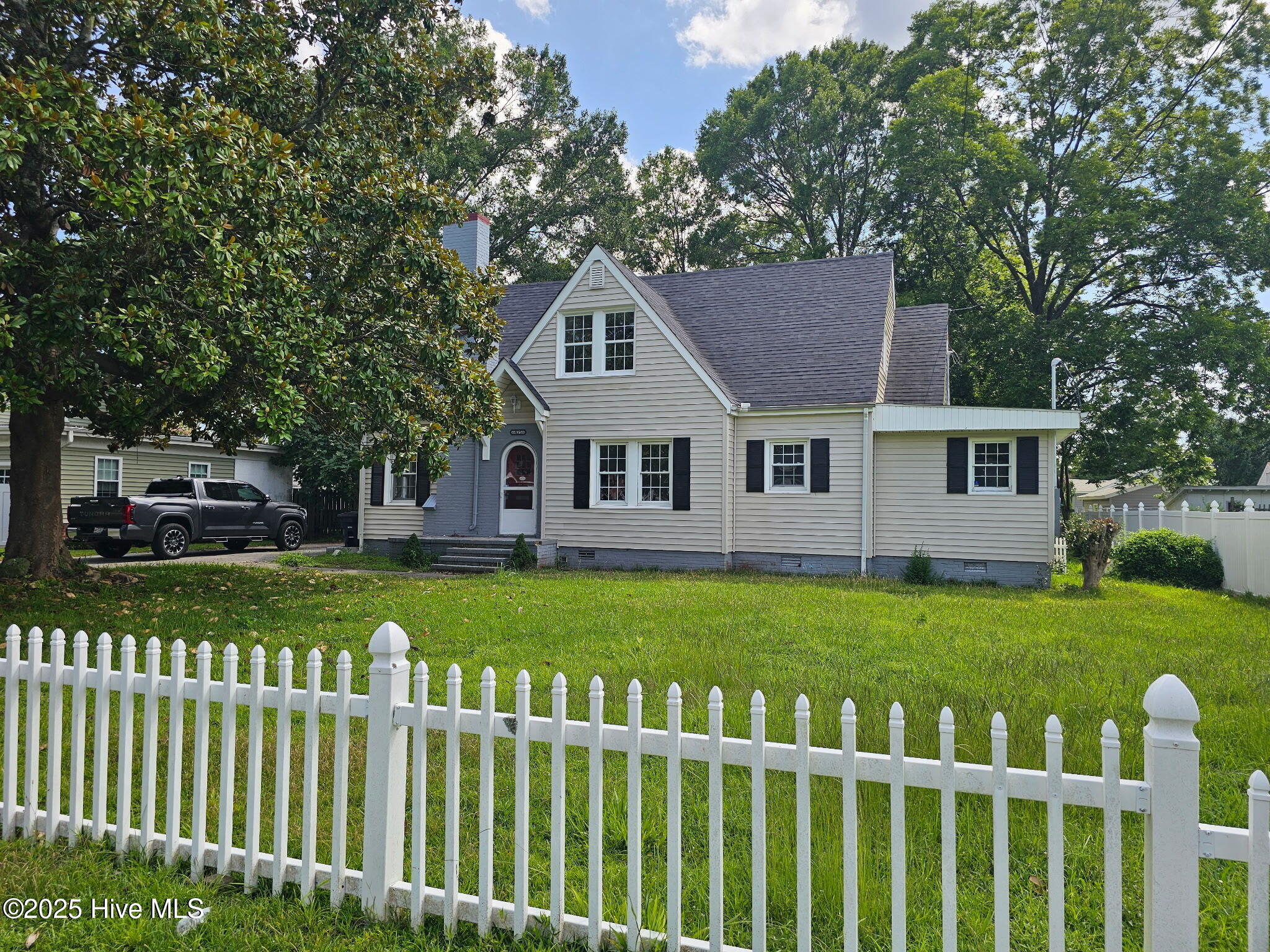 415 Bordeaux Street