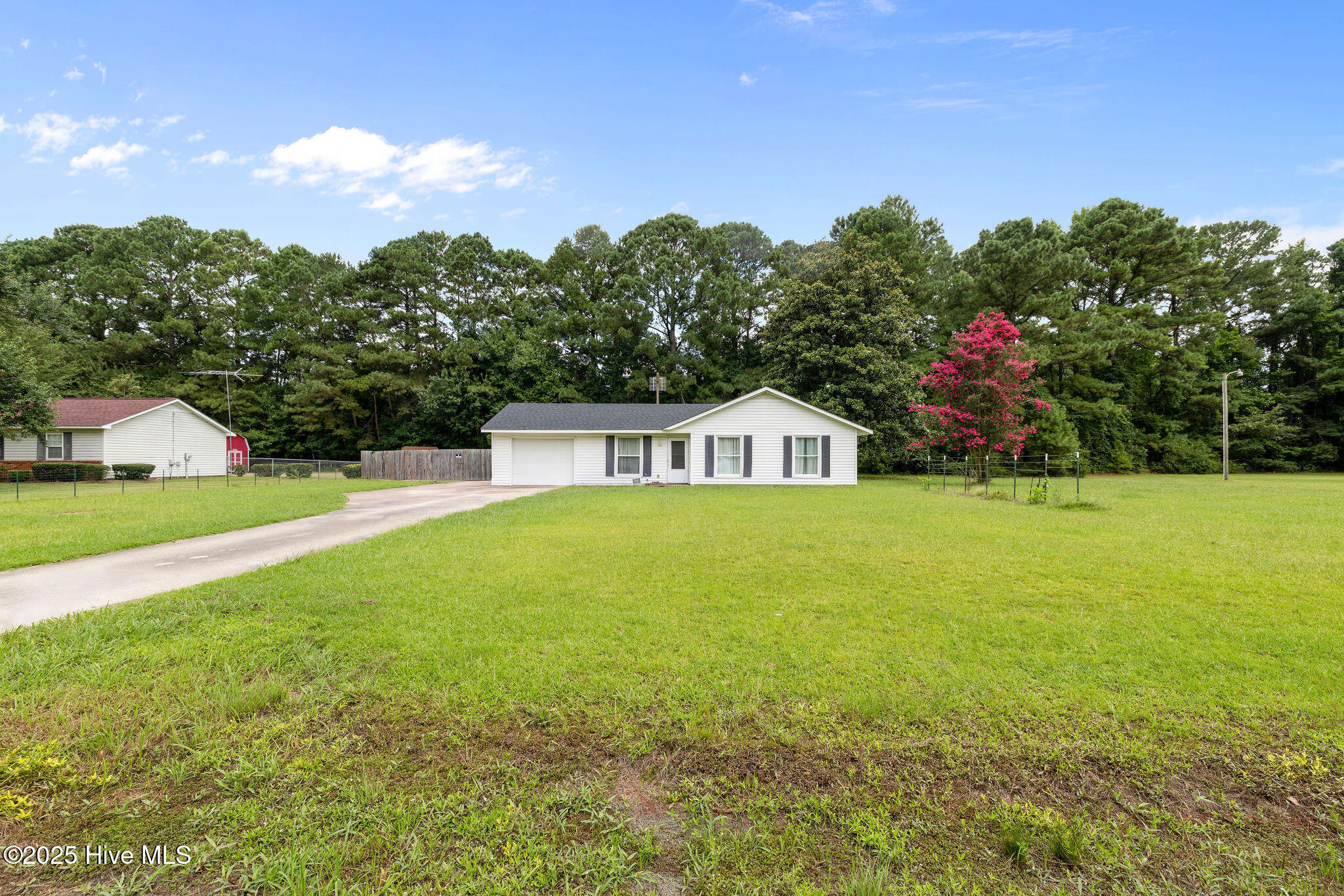 202 Darrel Road Property Photo 1