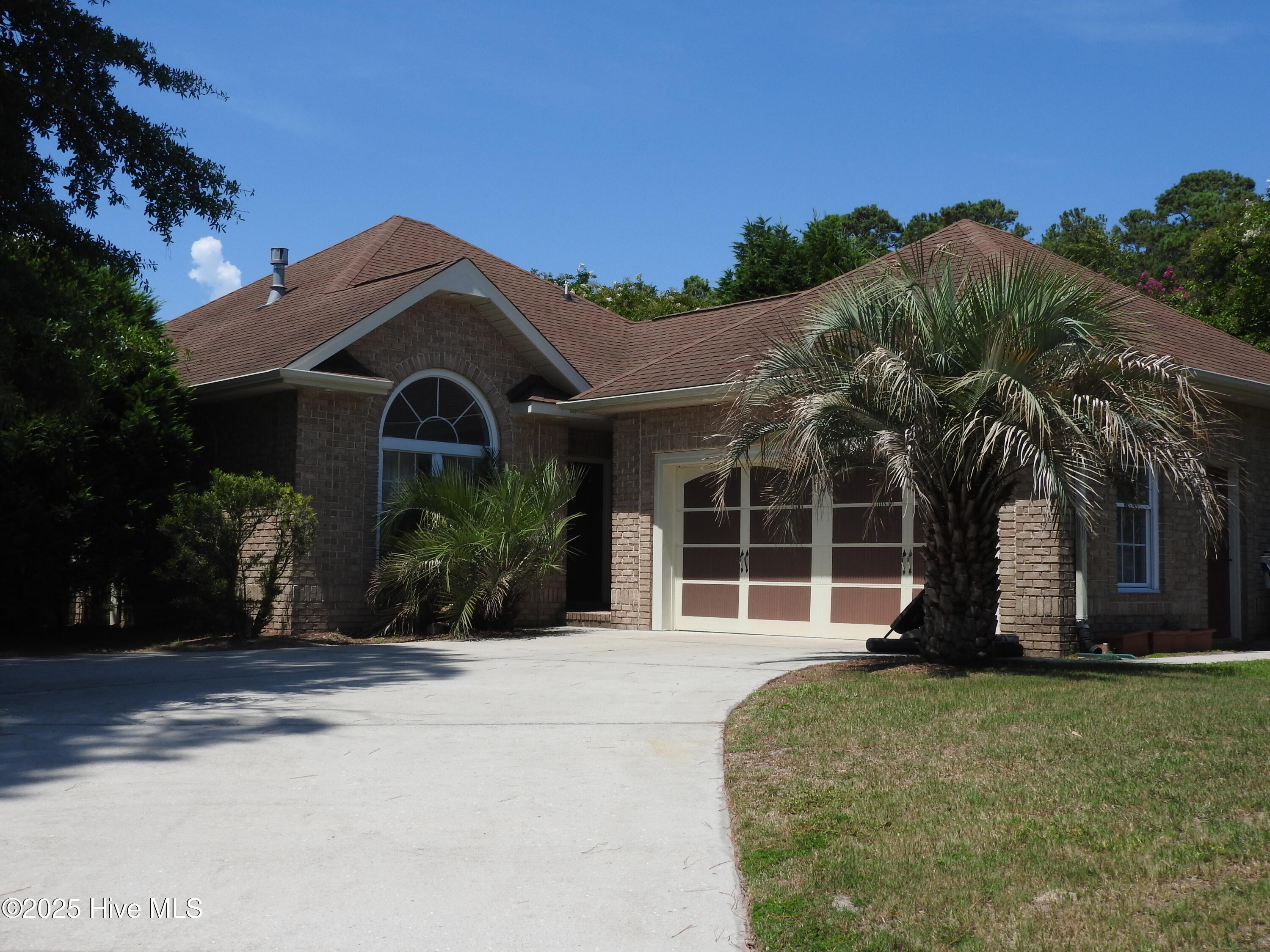1596 Laurel Court Property Photo 1