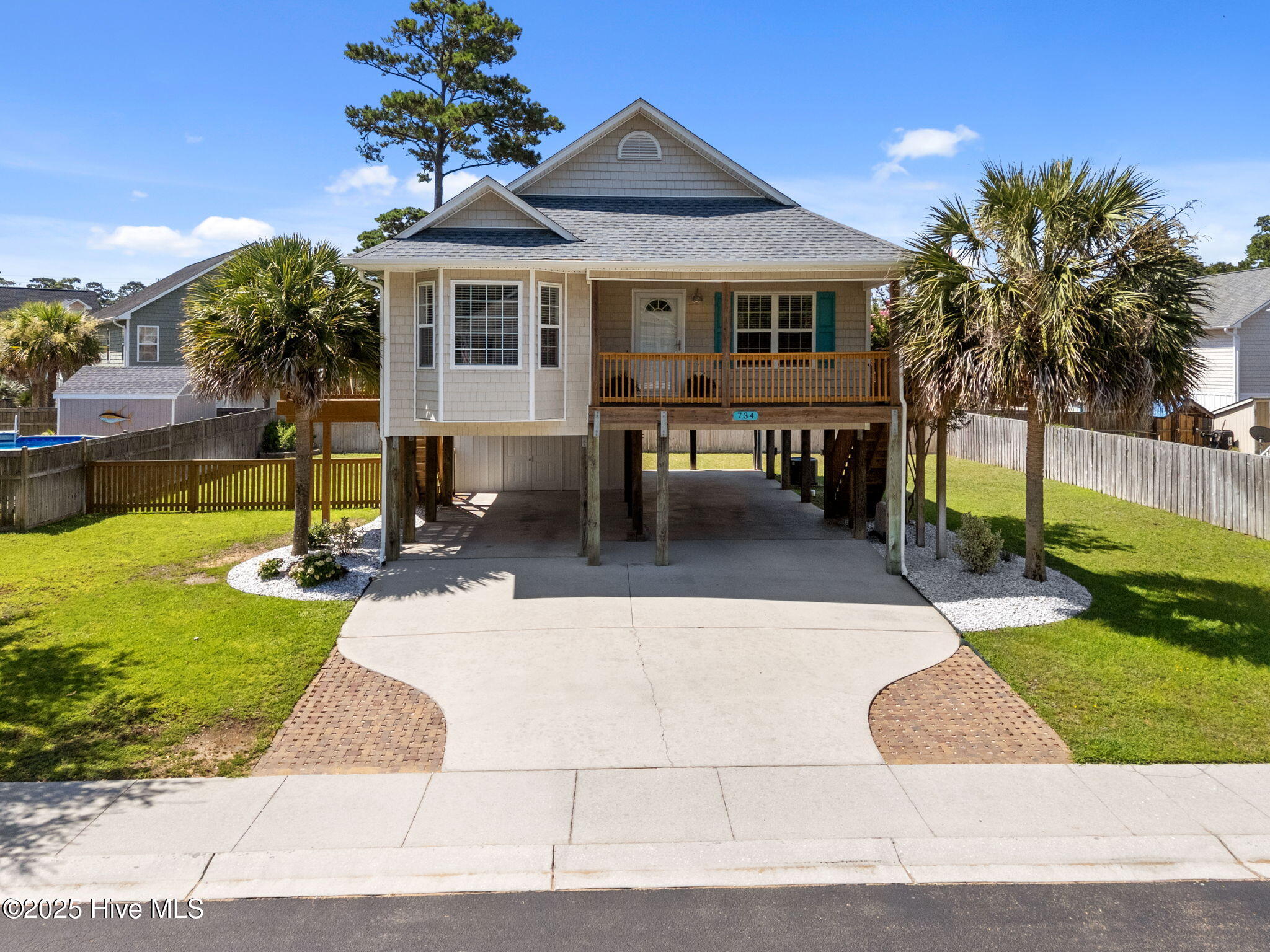 734 Grand Banks Drive Property Photo 1
