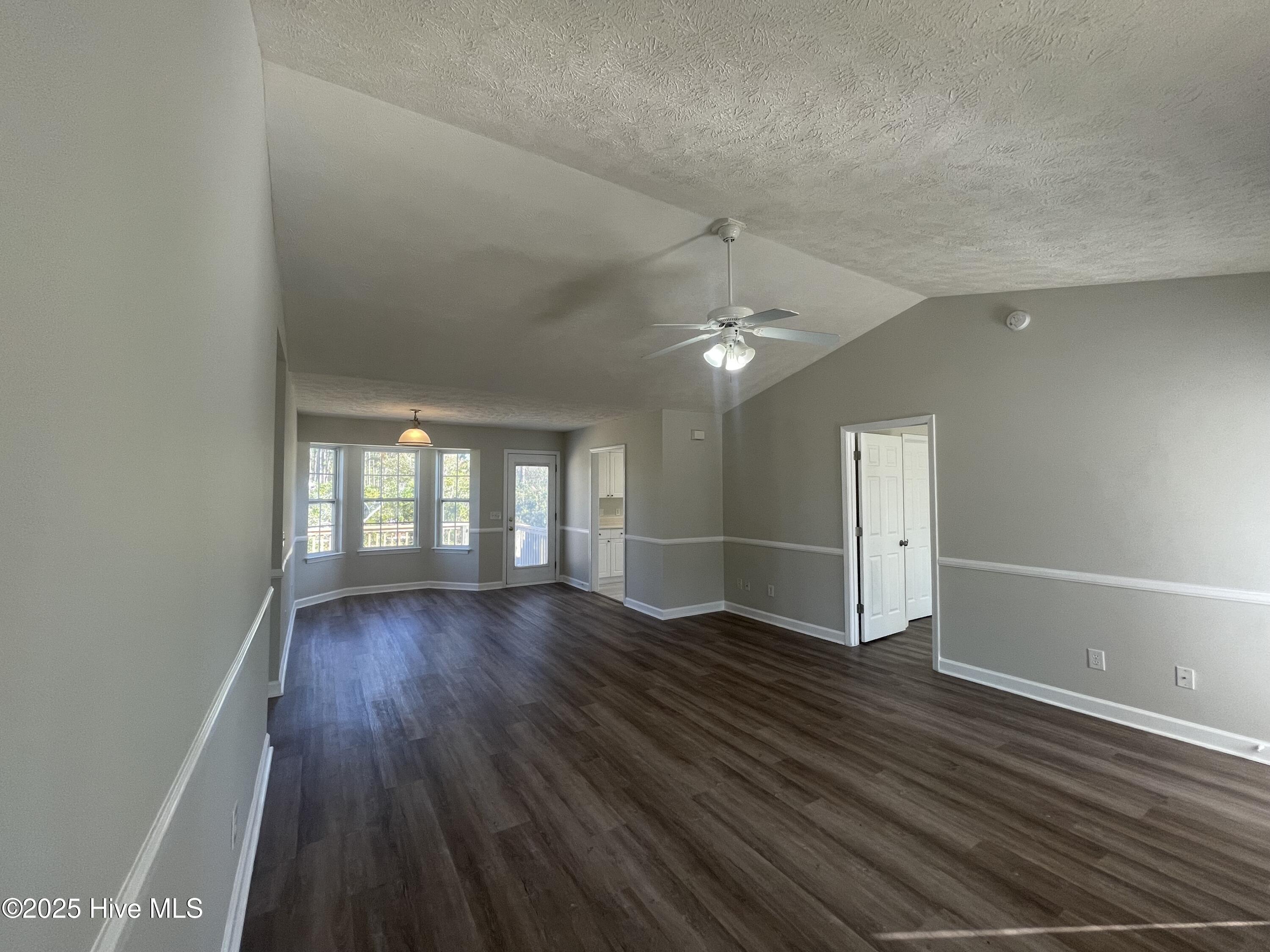 2200 E Boiling Spring Road Property Photo 4