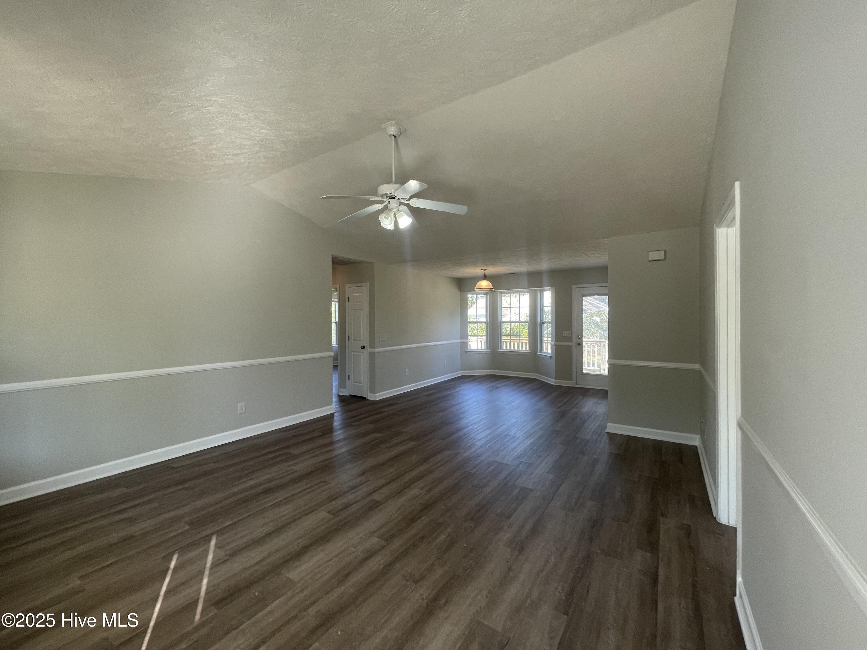 2200 E Boiling Spring Road Property Photo 5