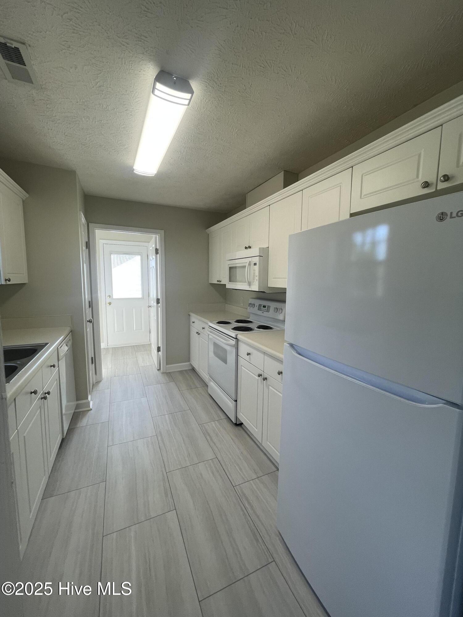 2200 E Boiling Spring Road Property Photo 8