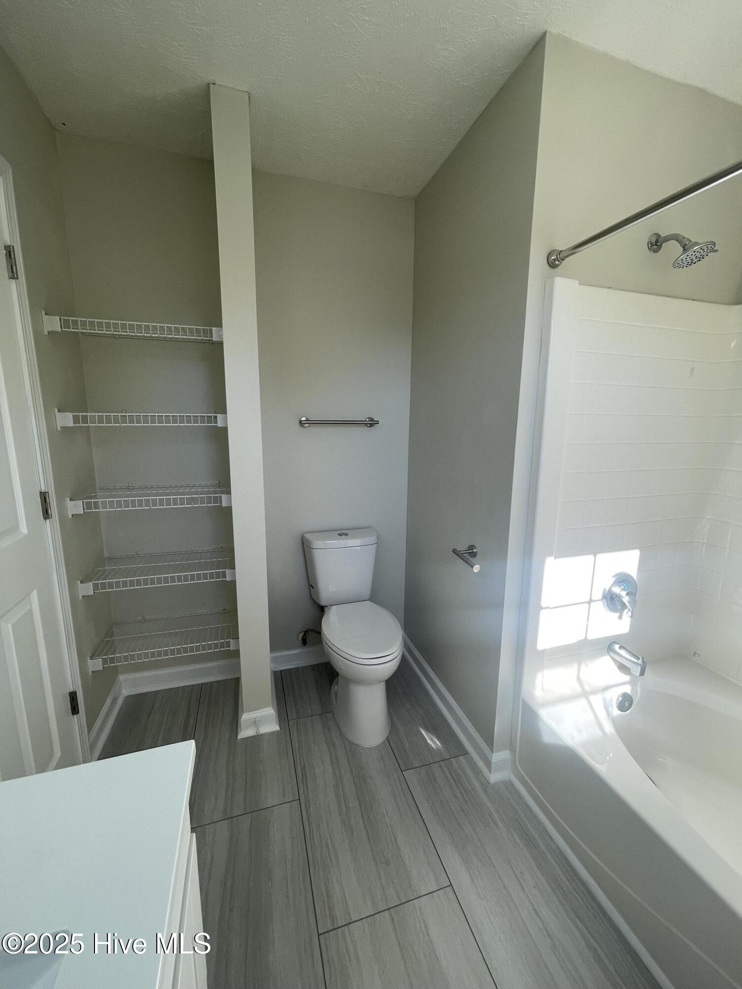 2200 E Boiling Spring Road Property Photo 14