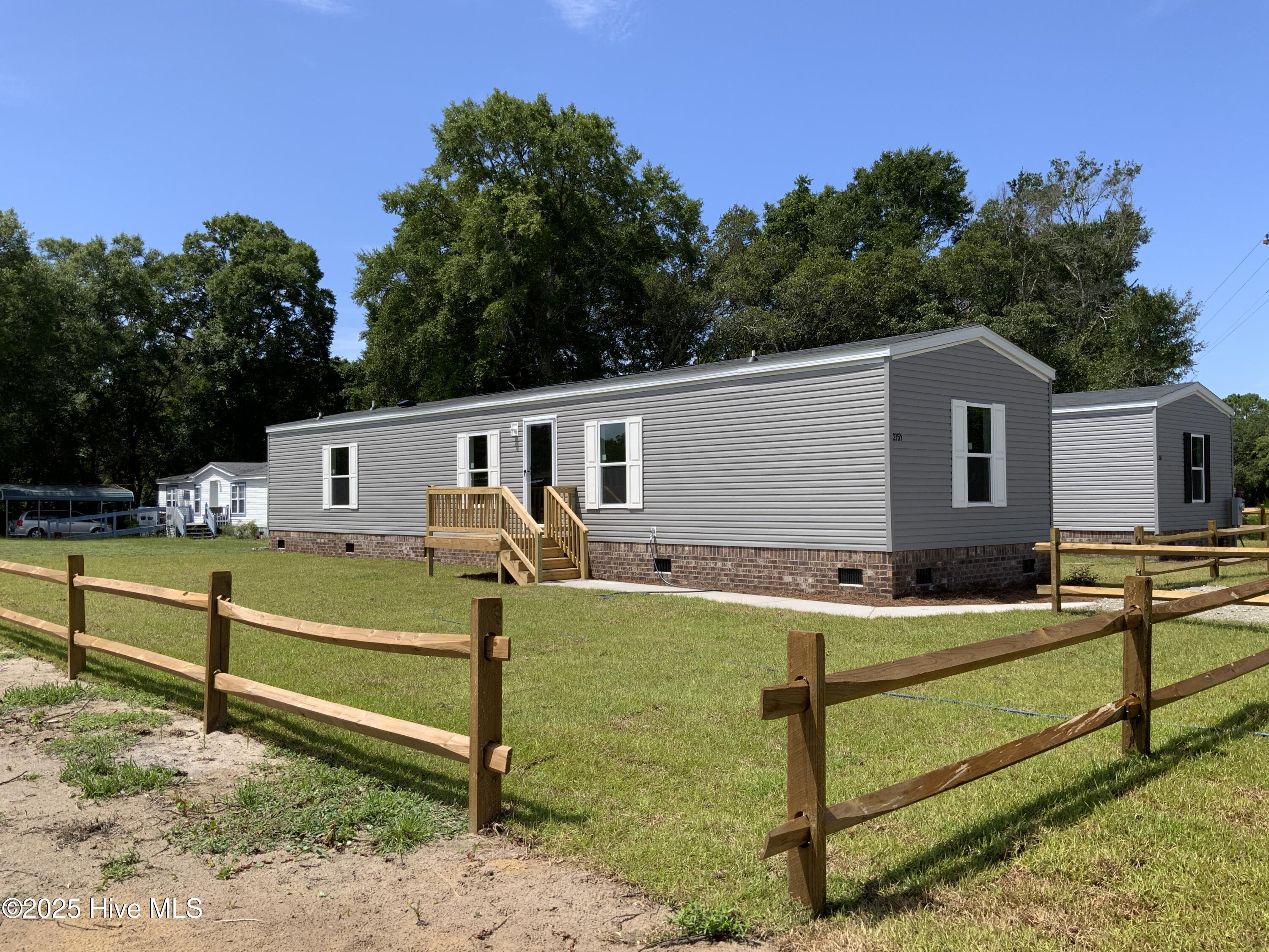 100520138 Property Photo 1