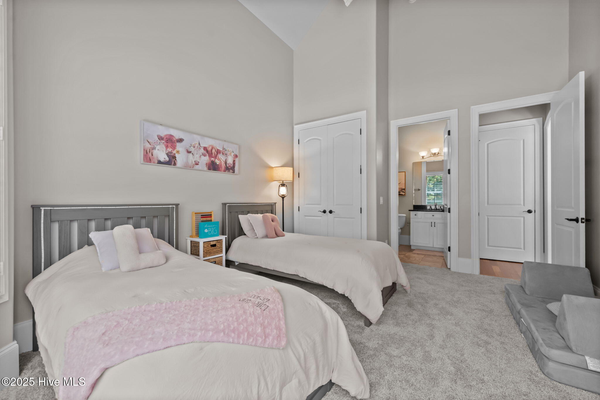 125 Falling Water Way Property Photo 28