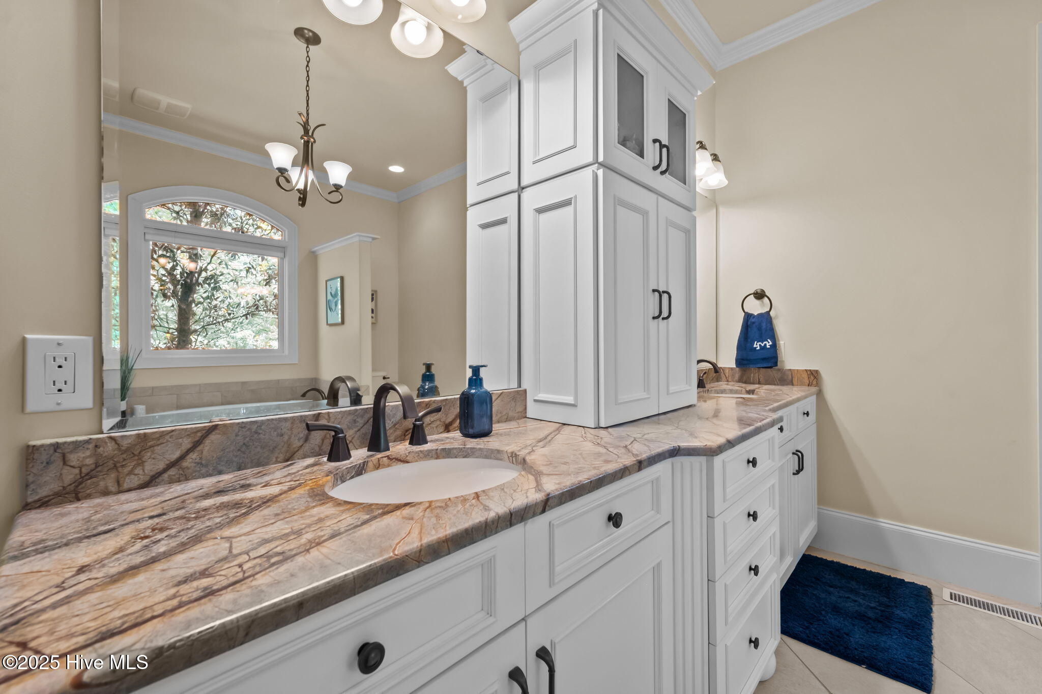 125 Falling Water Way Property Photo 35