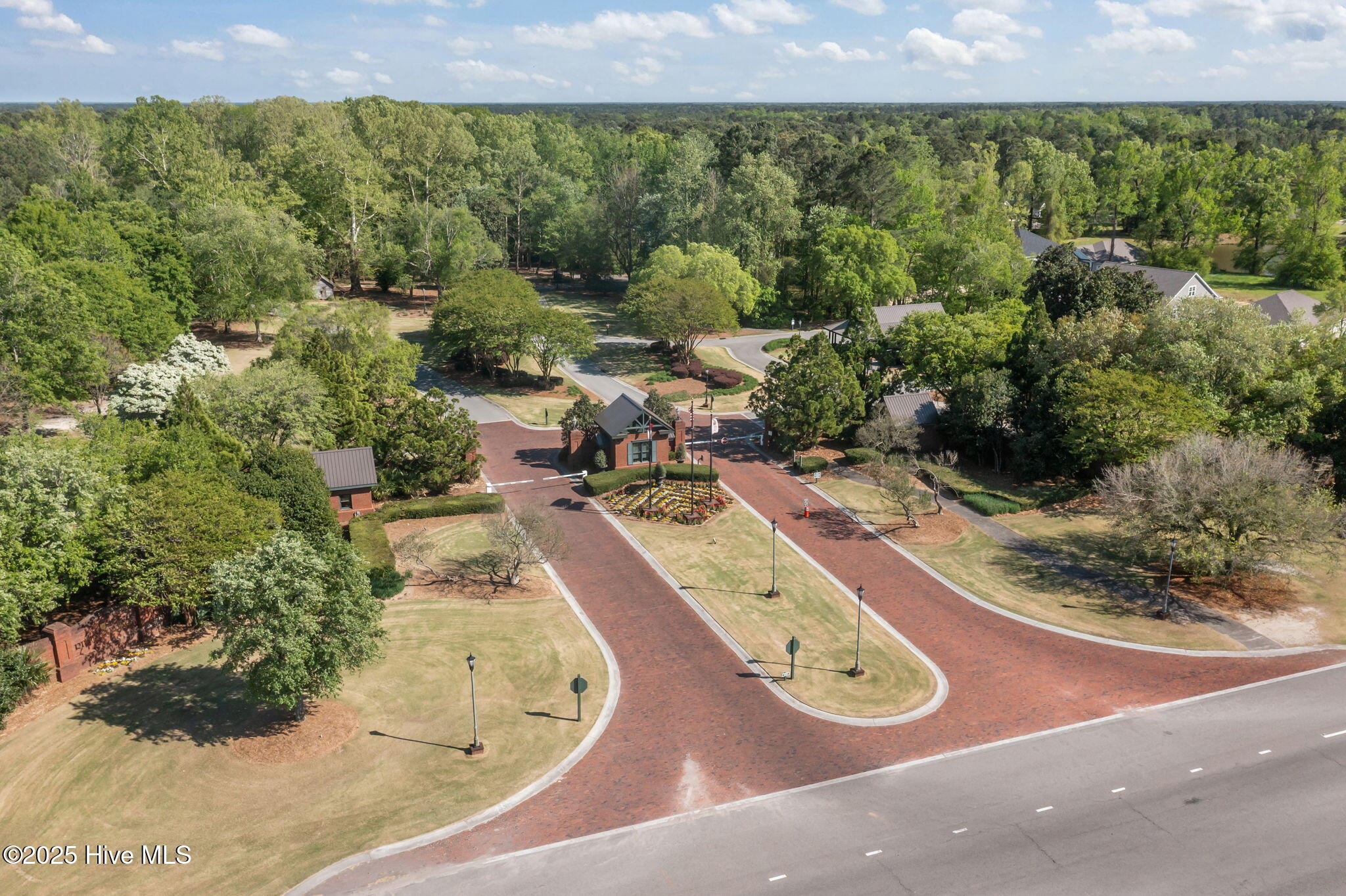 125 Falling Water Way Property Photo 64