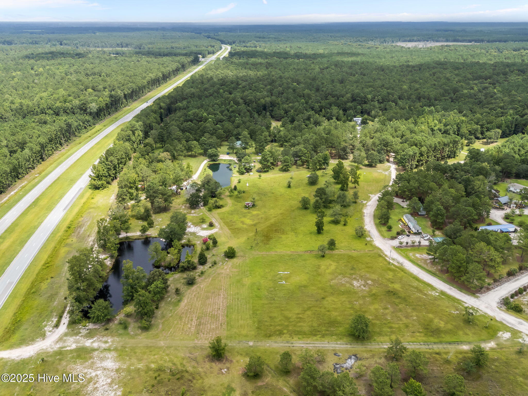 217 Trotters Lane Property Photo 4