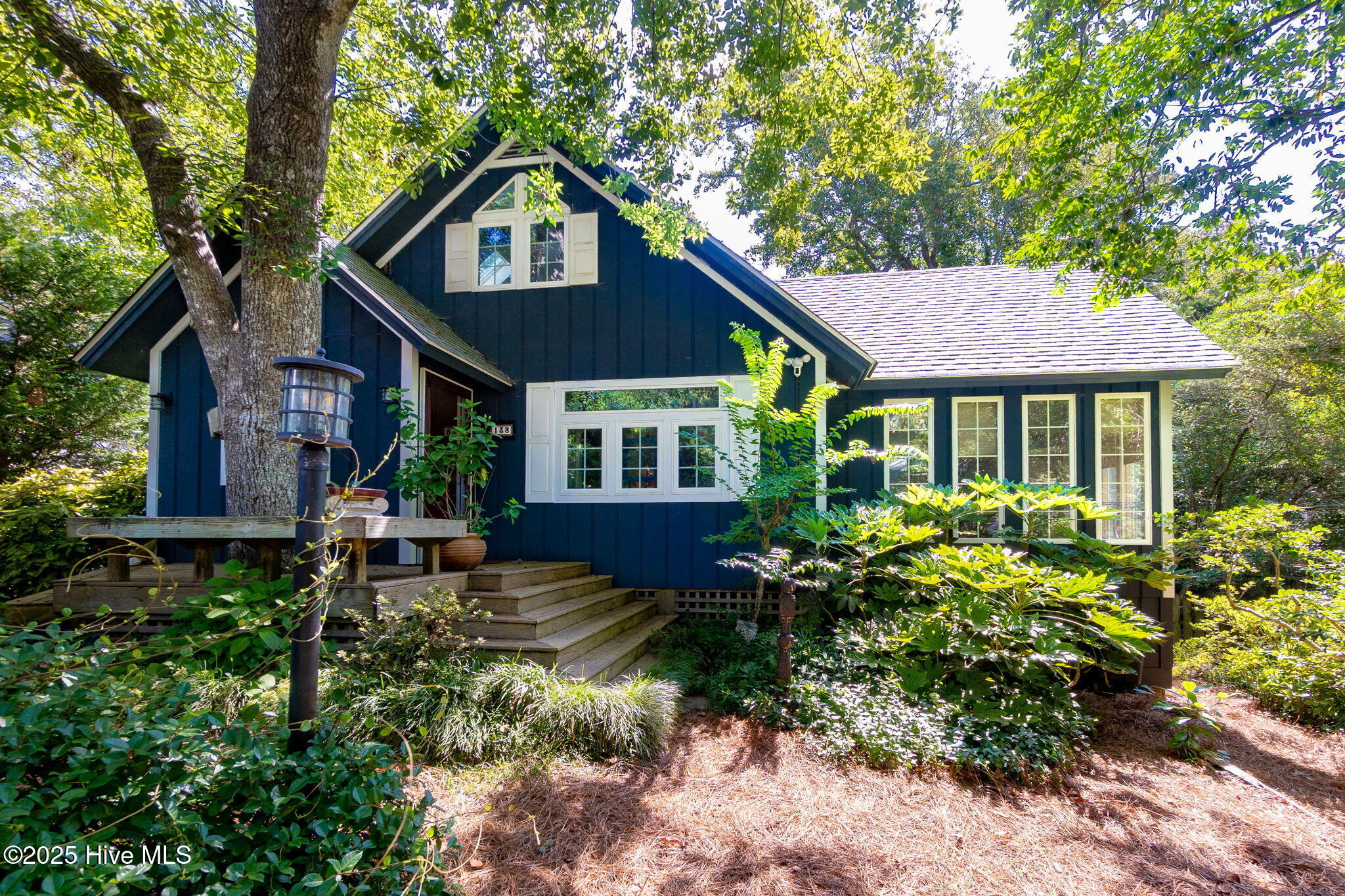 138 Yaupon Road Property Photo 1