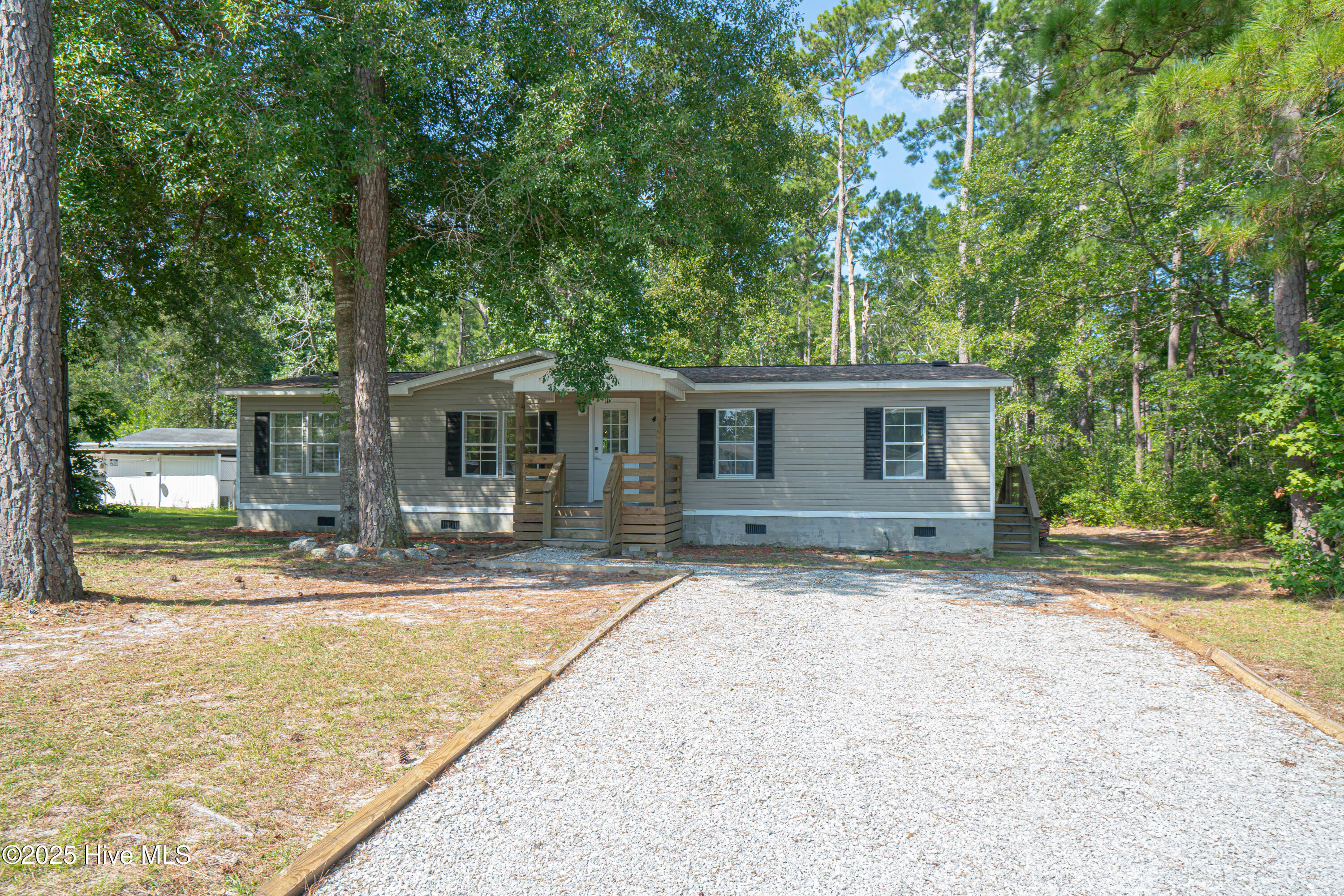 413 Sherrow River Drive Property Photo 1
