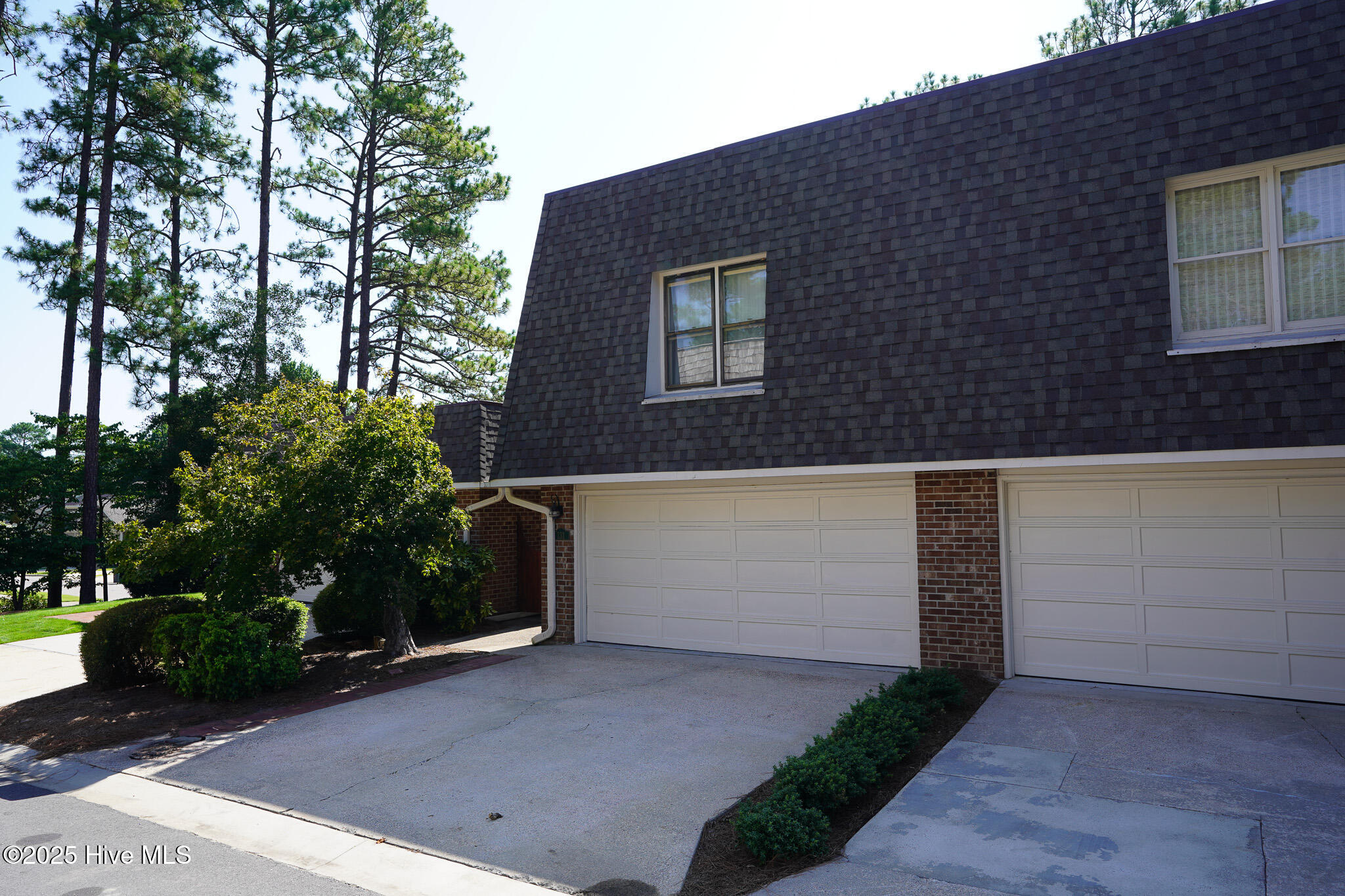 131 Racquet Lane