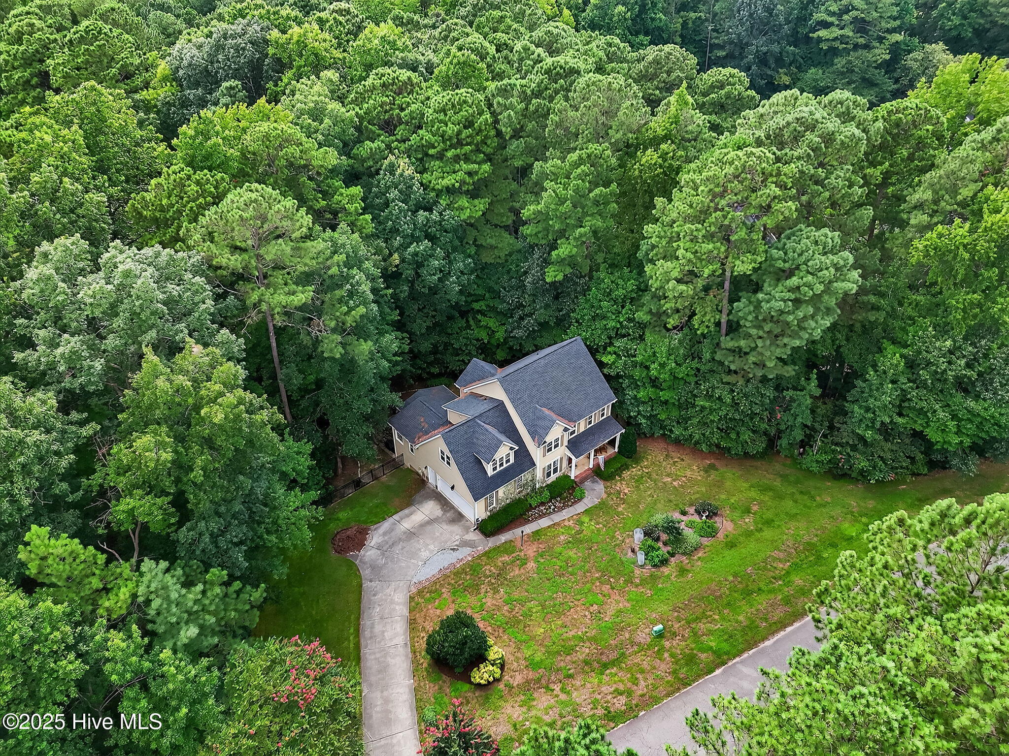 2020 Gardenbrook Drive Property Photo 1