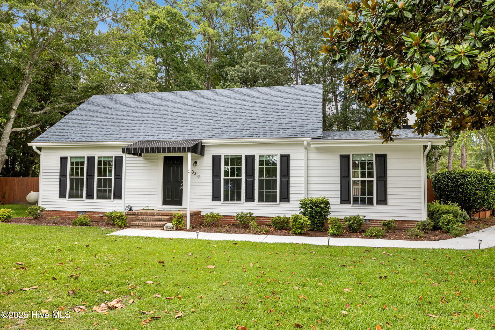 3319 Country Club Road Property Photo 1