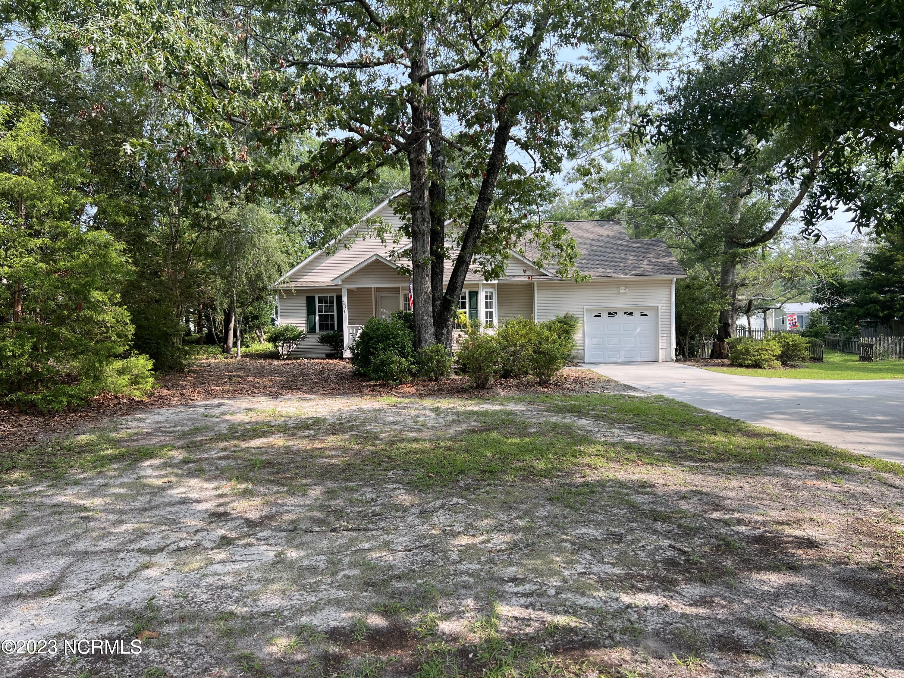 409 Loma Linda Drive Property Photo 1