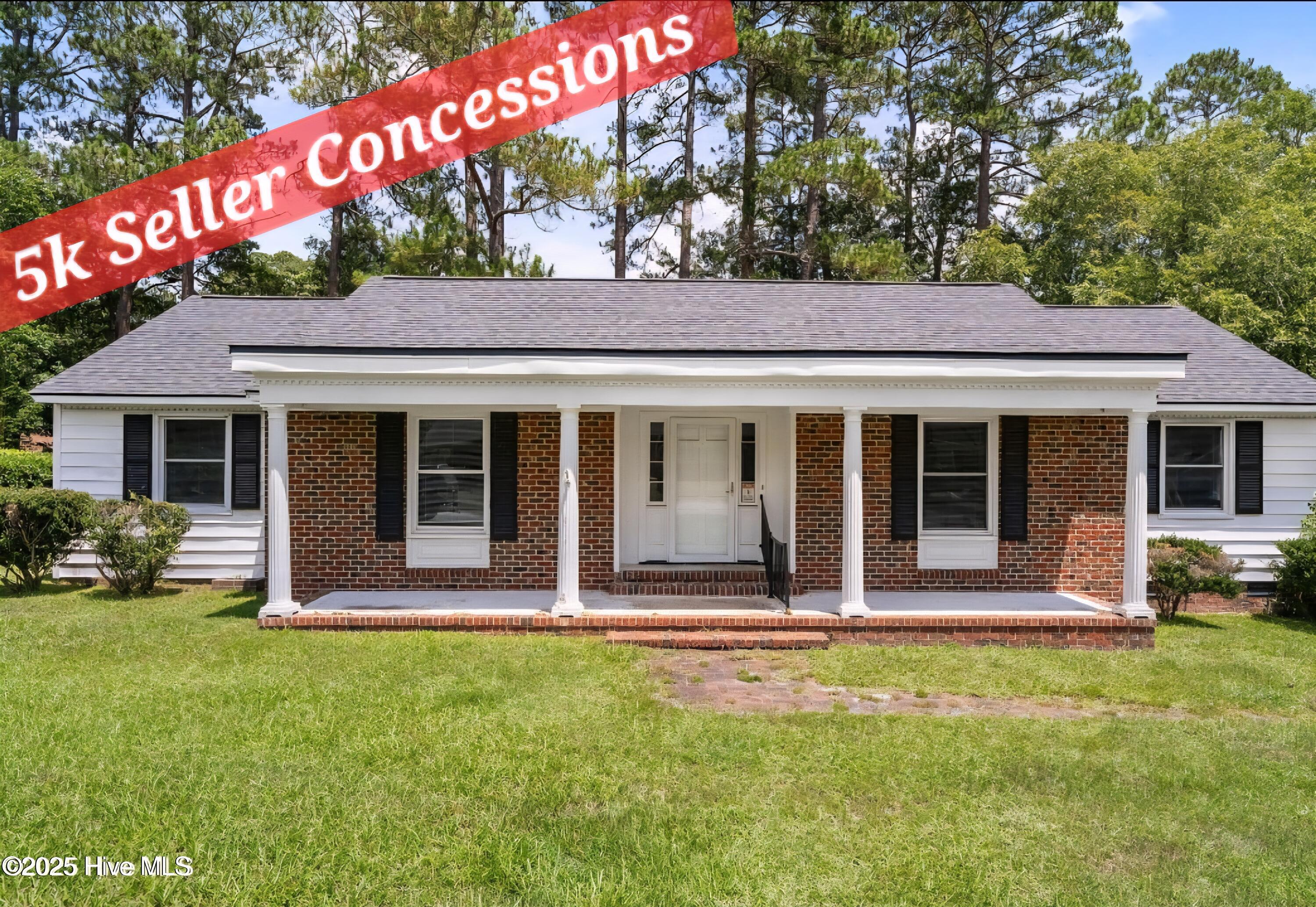 1008 S Taylor Street Property Photo 1