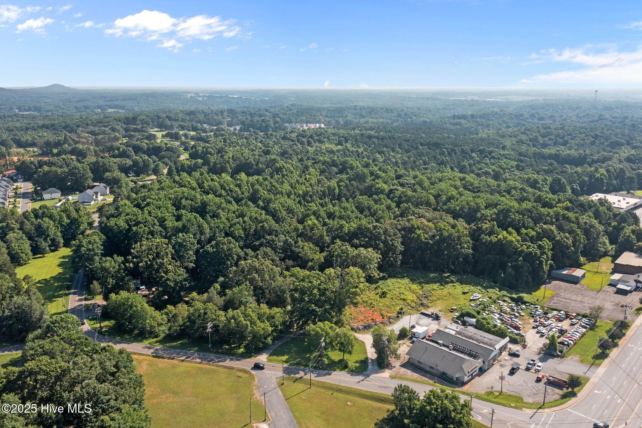 208 Costner School Road Property Photo 3