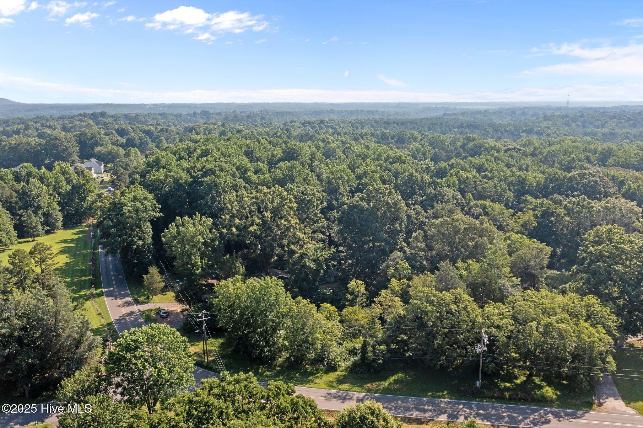 208 Costner School Road Property Photo 4