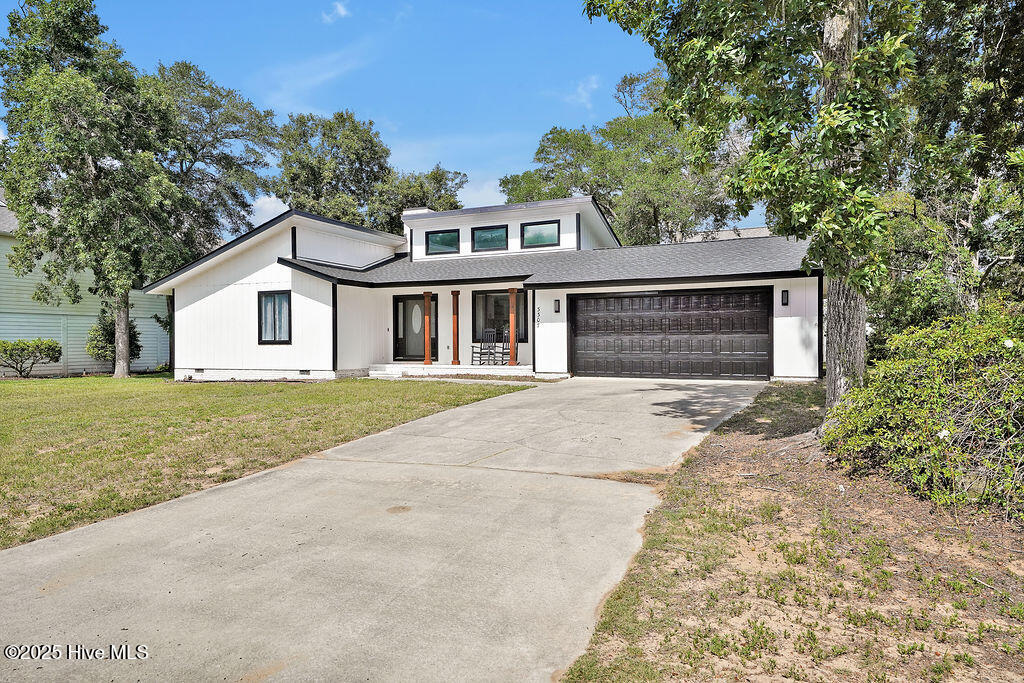 3307 E Oak Island Drive Property Photo 1