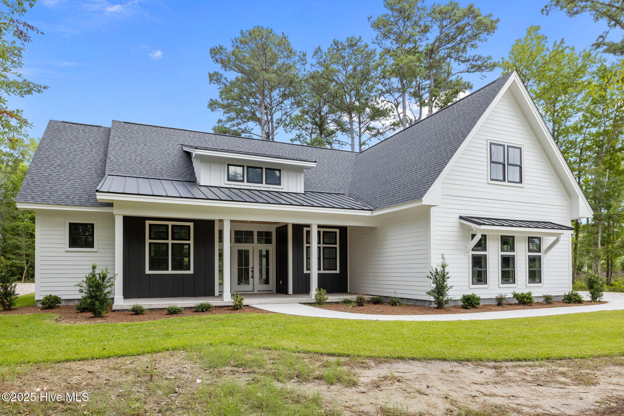 139 Indian Trail Property Photo 3