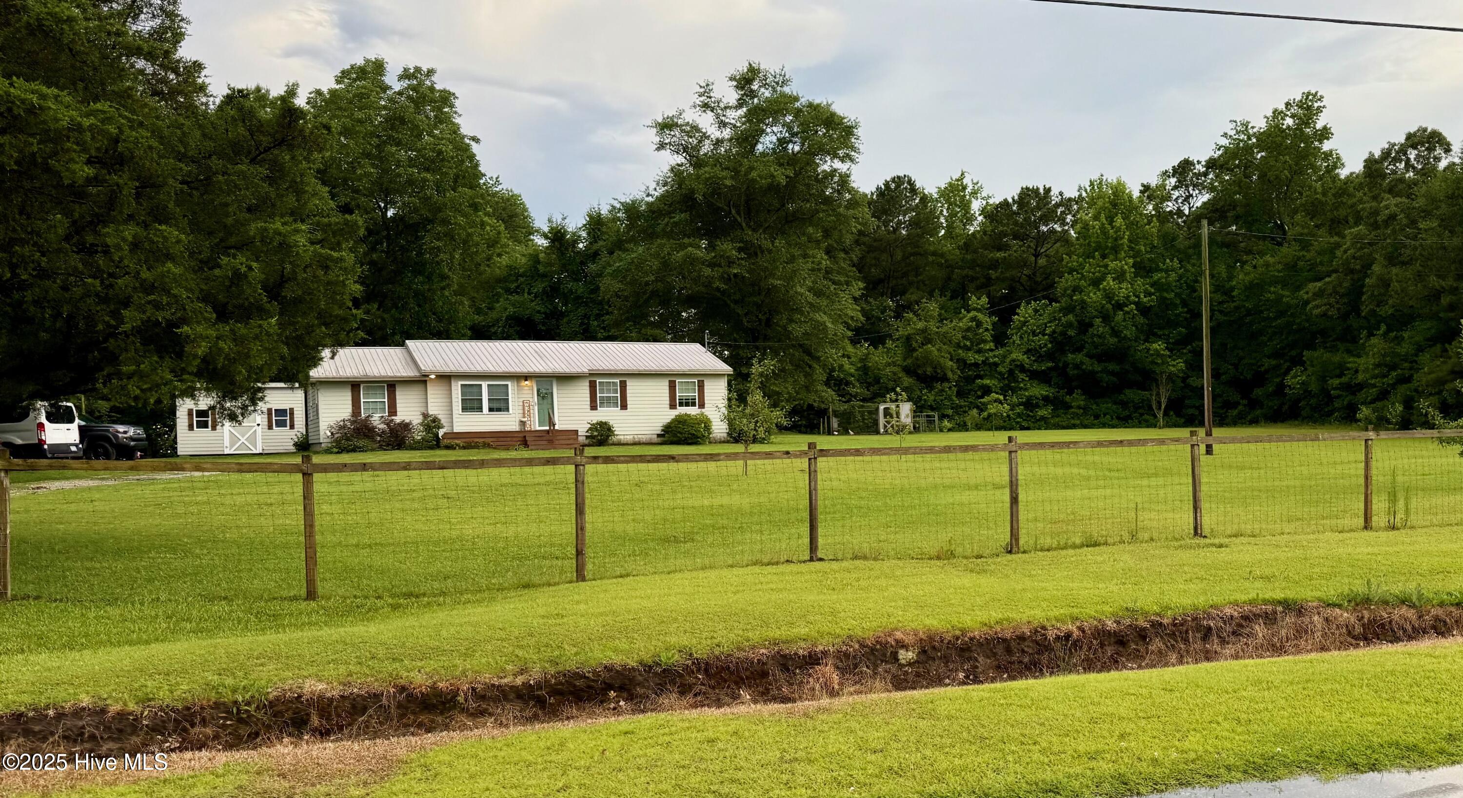 1253 Gould Road Property Photo 1