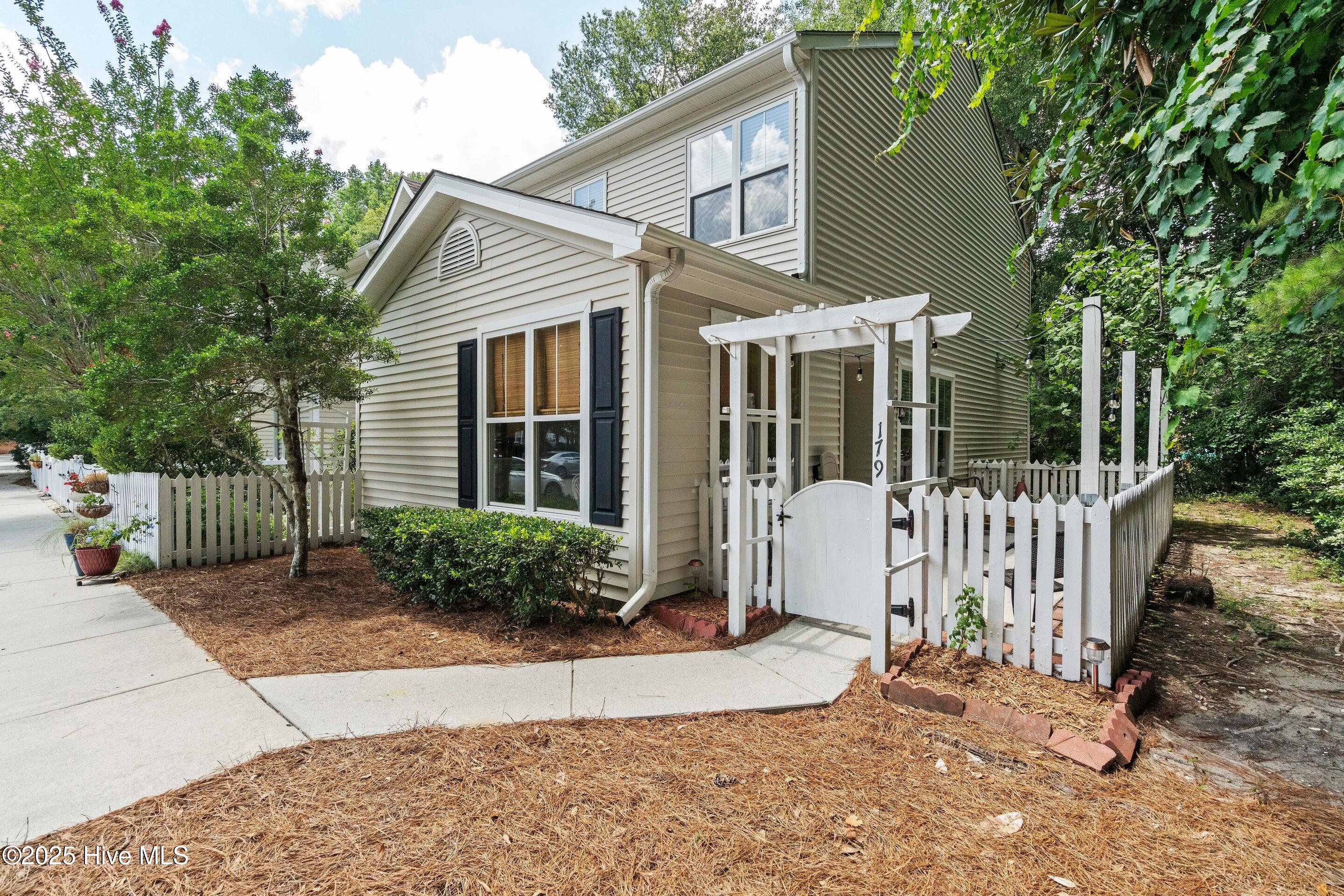 5813 Wrightsville Avenue Apt 179 Property Photo 2